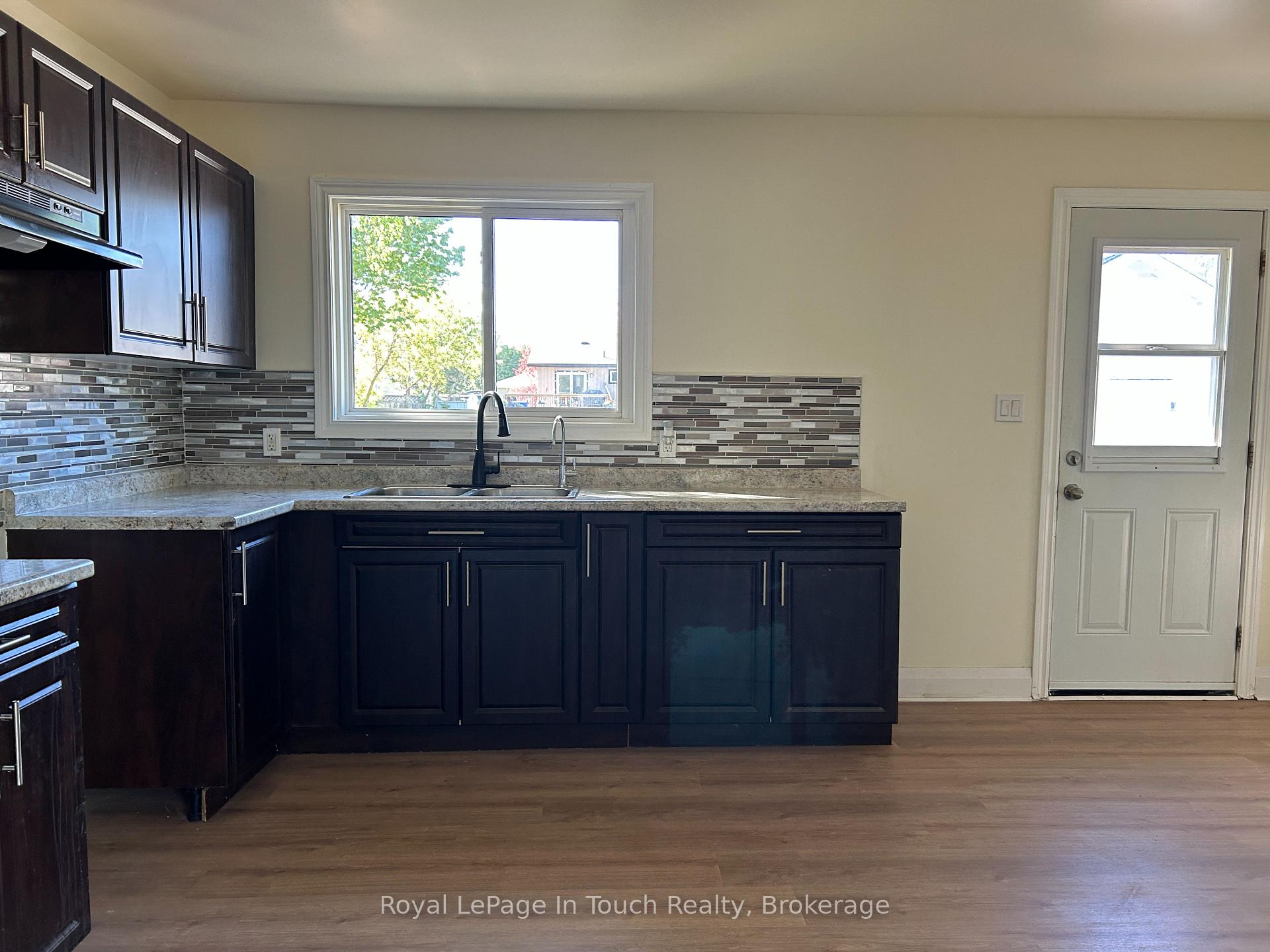 Photo 13 of 317 Wardell Street, Tay, Port McNicoll — HOMEH