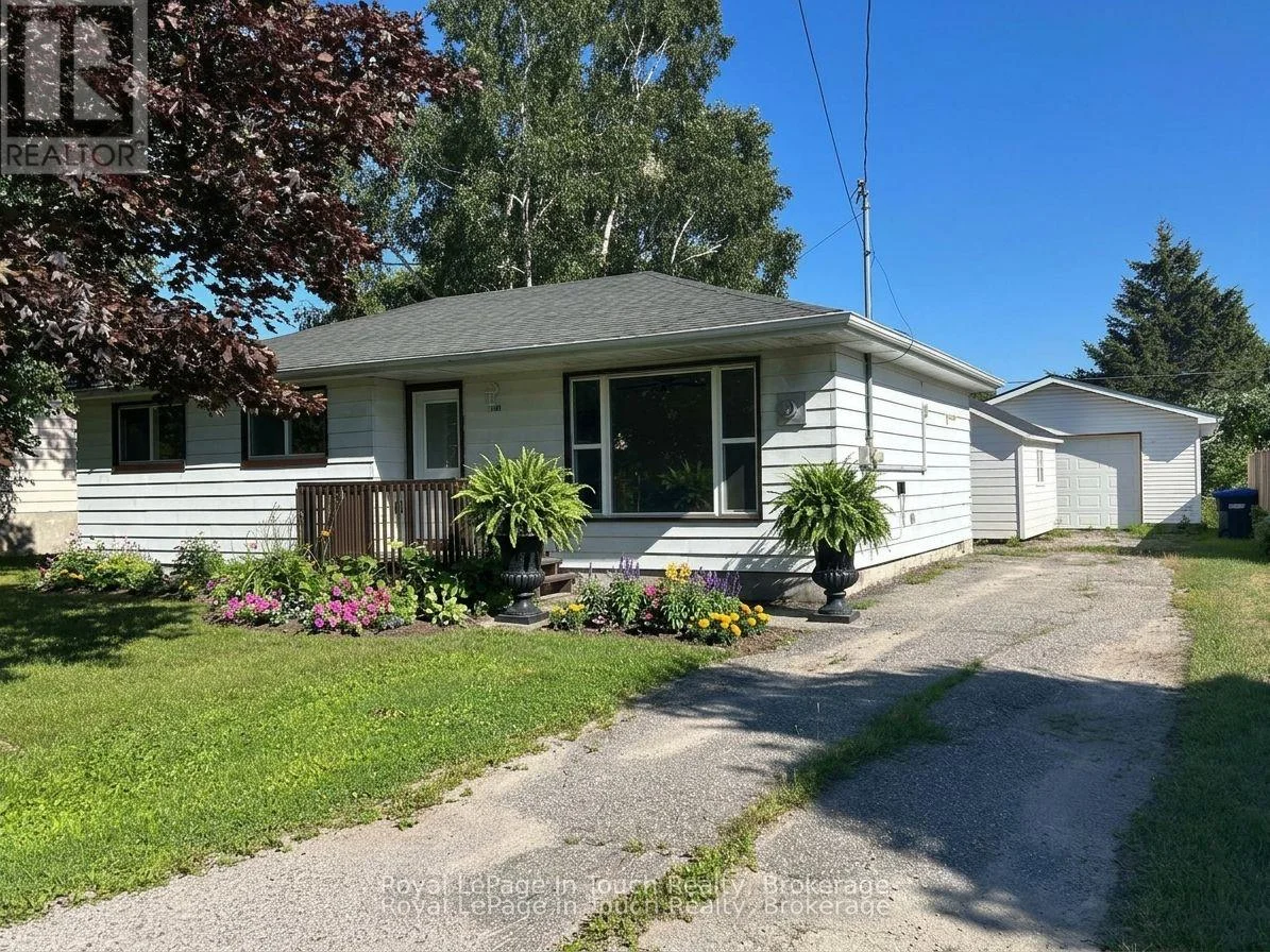 Photo 1 of 317 Wardell Street, Tay, Port McNicoll — HOMEH