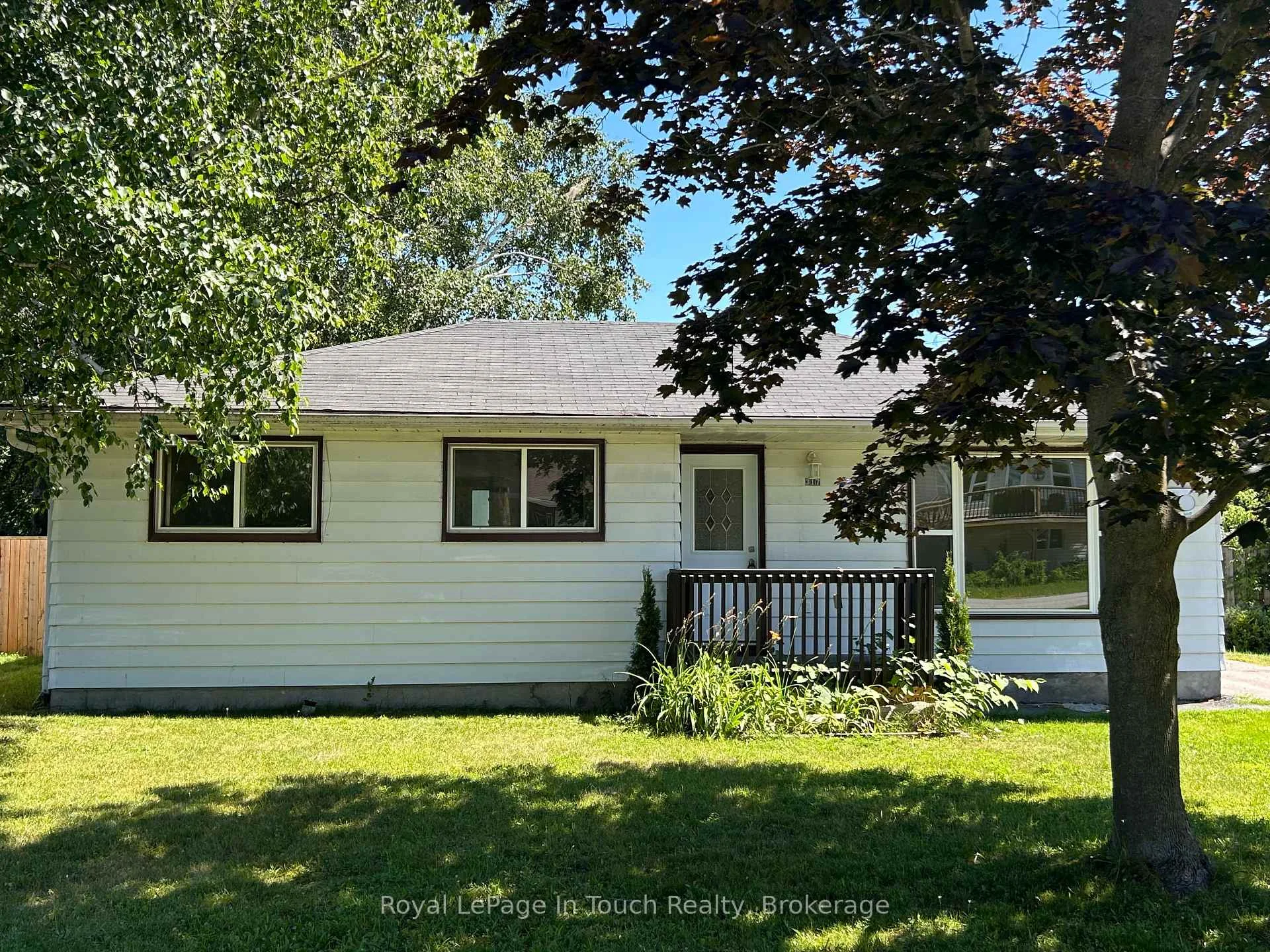 Photo 3 of 317 Wardell Street, Tay, Port McNicoll — HOMEH