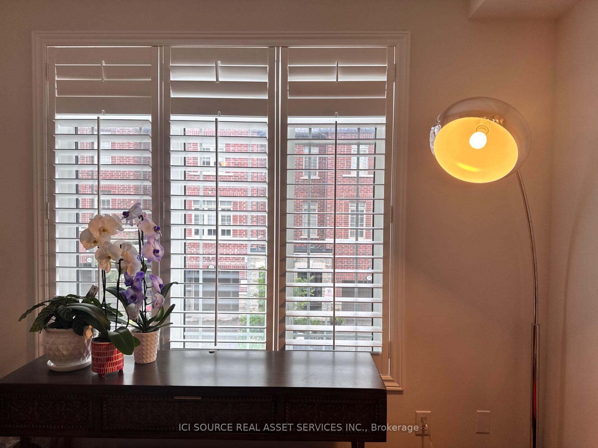 Photo 2 of 69 Gordon Circle, Newmarket, Gorham-College Manor — HOMEH