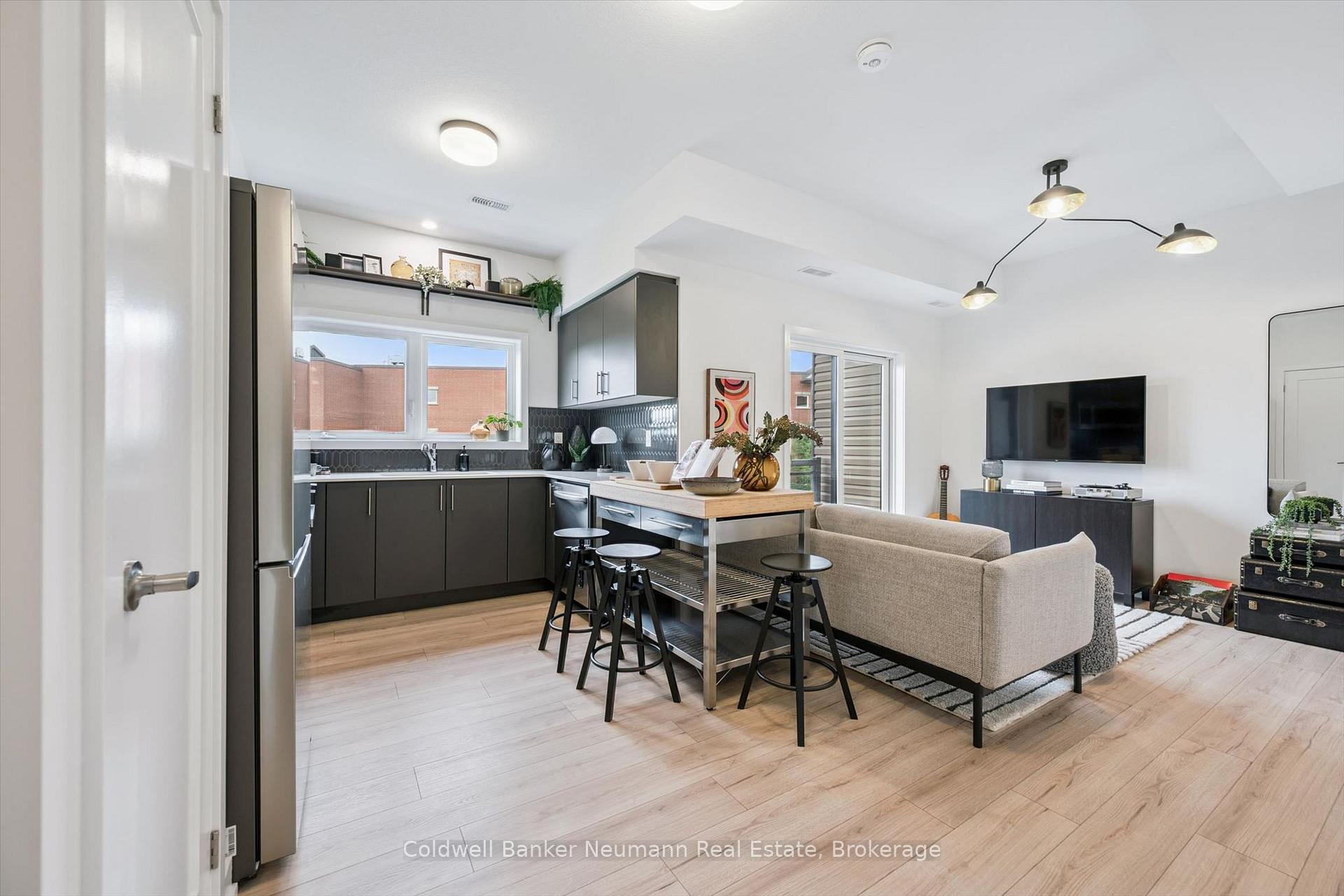 Photo 3 of Unit 96, 940 St David Estates, Centre Wellington, Fergus — HOMEH