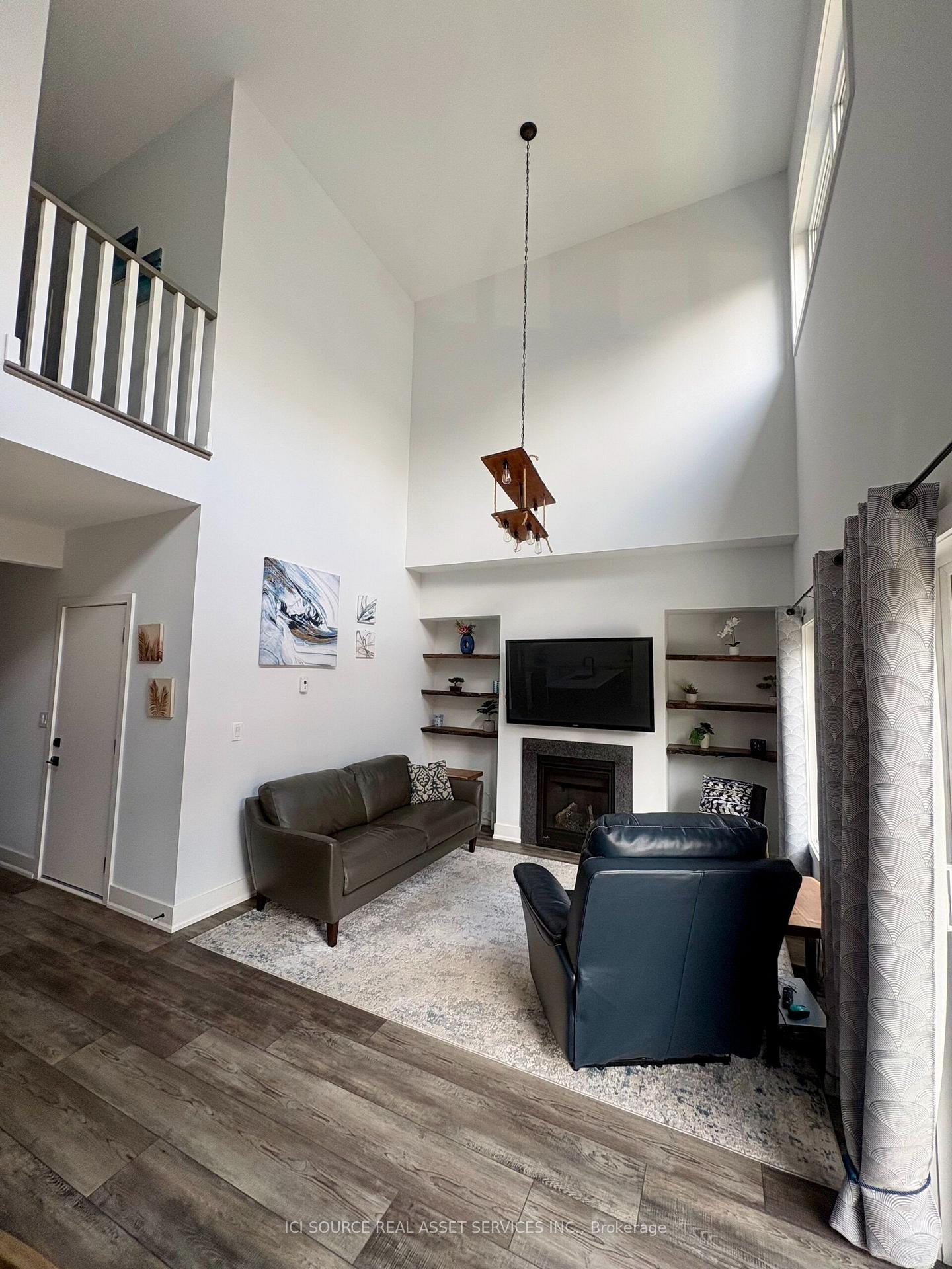 Photo 9 of 44 Ruby Crescent, Orillia — HOMEH