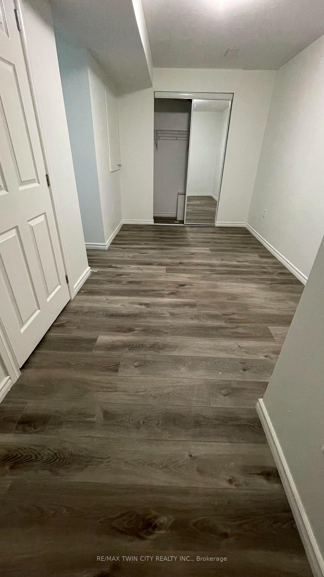 Photo 2 of Unit Lower, 20 Davidson Court, Brantford, Echo Place — HOMEH