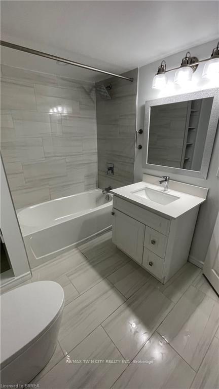 Photo 4 of Unit Lower, 20 Davidson Court, Brantford, Echo Place — HOMEH