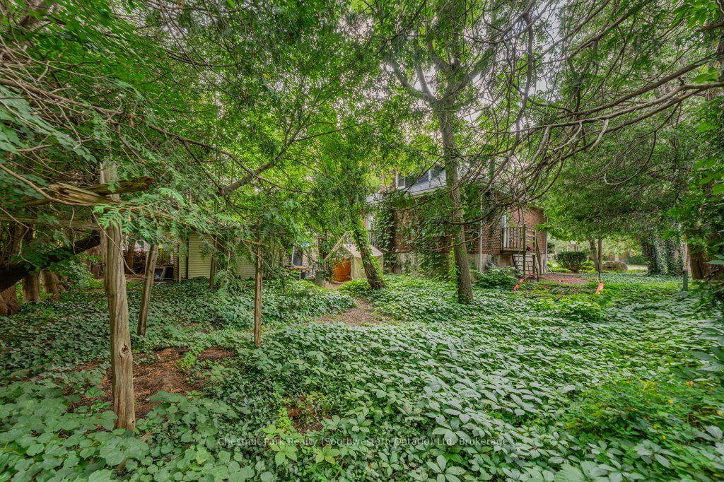 Photo 15 of 274 Water Street, Guelph, Dovercliffe Park/Old University — HOMEH