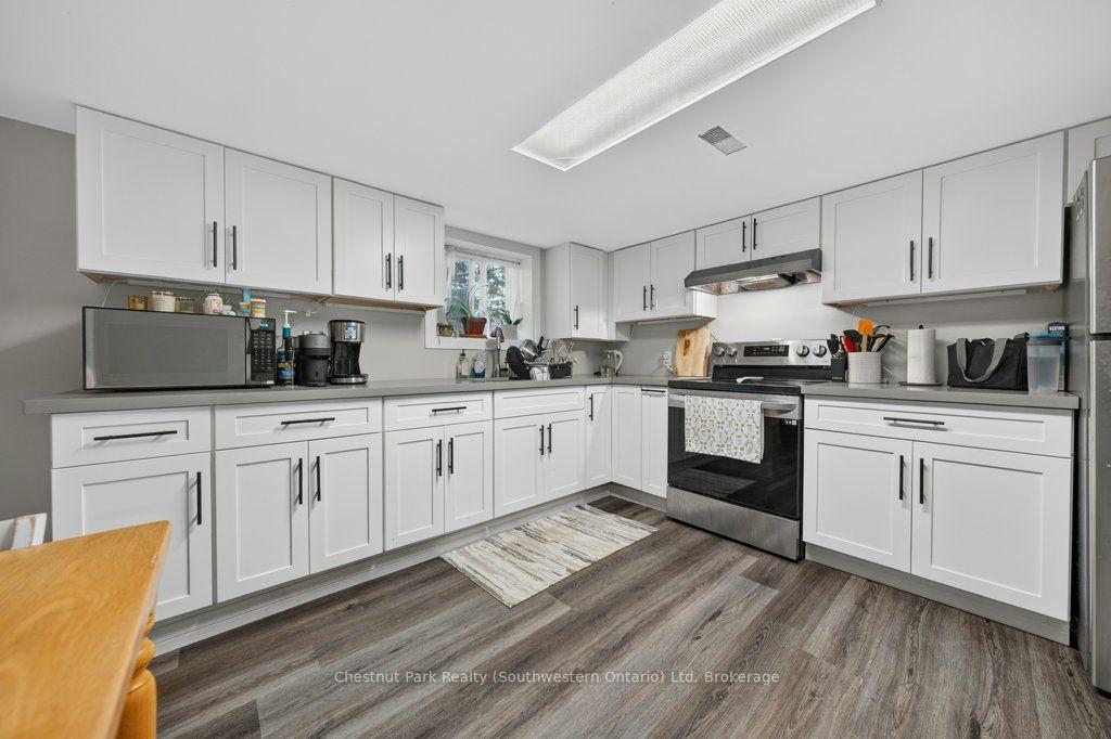 Photo 60 of 274 Water Street, Guelph, Dovercliffe Park/Old University — HOMEH
