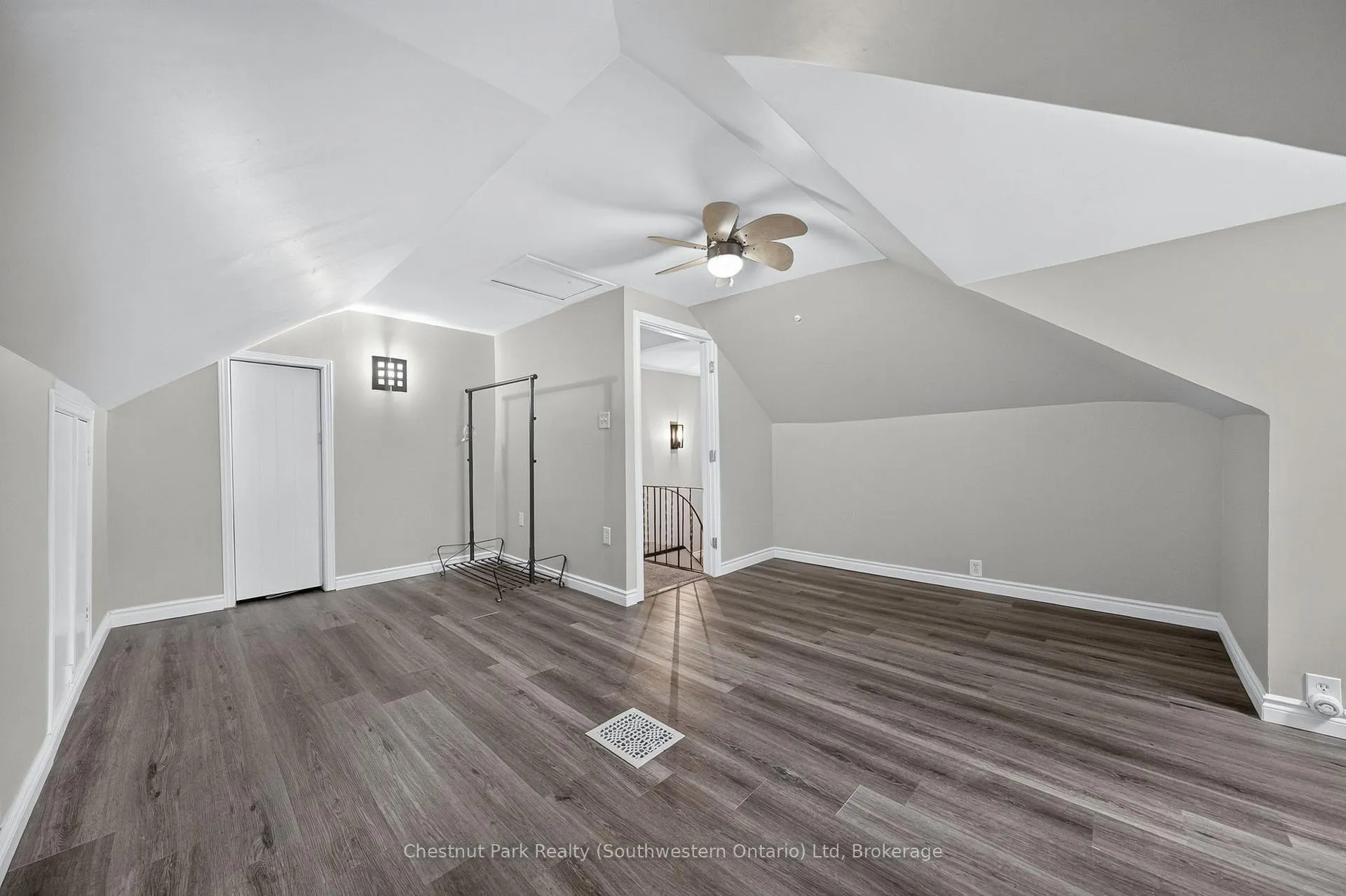 Photo 50 of 274 Water Street, Guelph, Dovercliffe Park/Old University — HOMEH