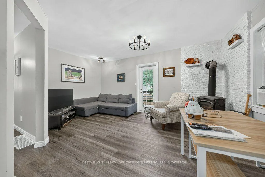 Photo 28 of 274 Water Street, Guelph, Dovercliffe Park/Old University — HOMEH