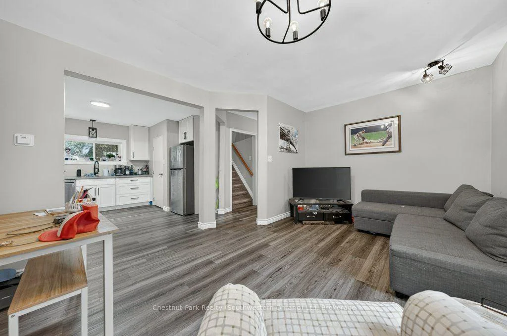Photo 32 of 274 Water Street, Guelph, Dovercliffe Park/Old University — HOMEH