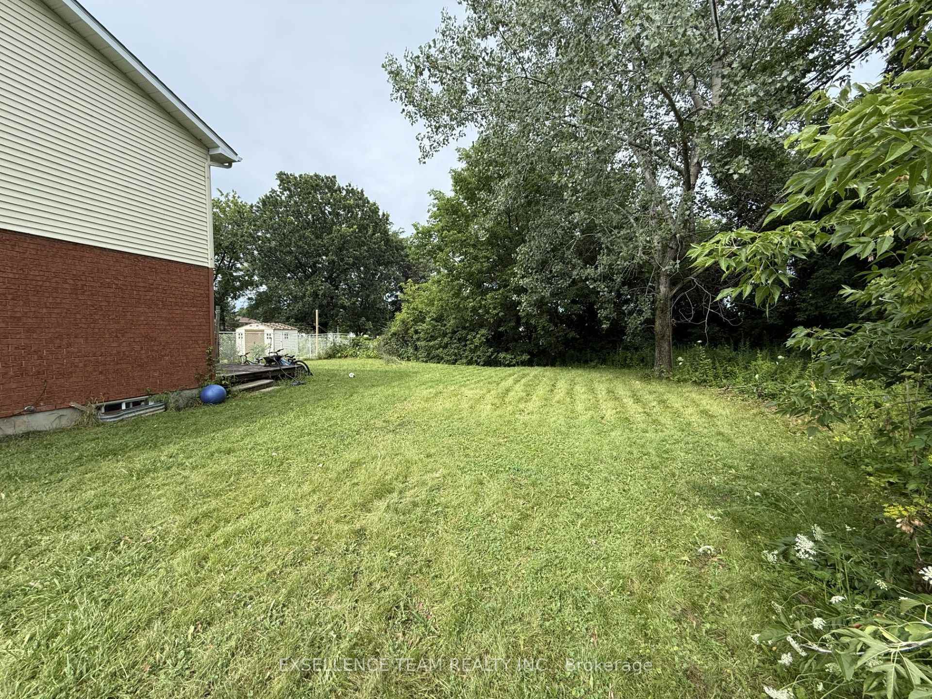 Photo 5 of 3055 Northdale Drive, Cornwall, Cornwall — HOMEH