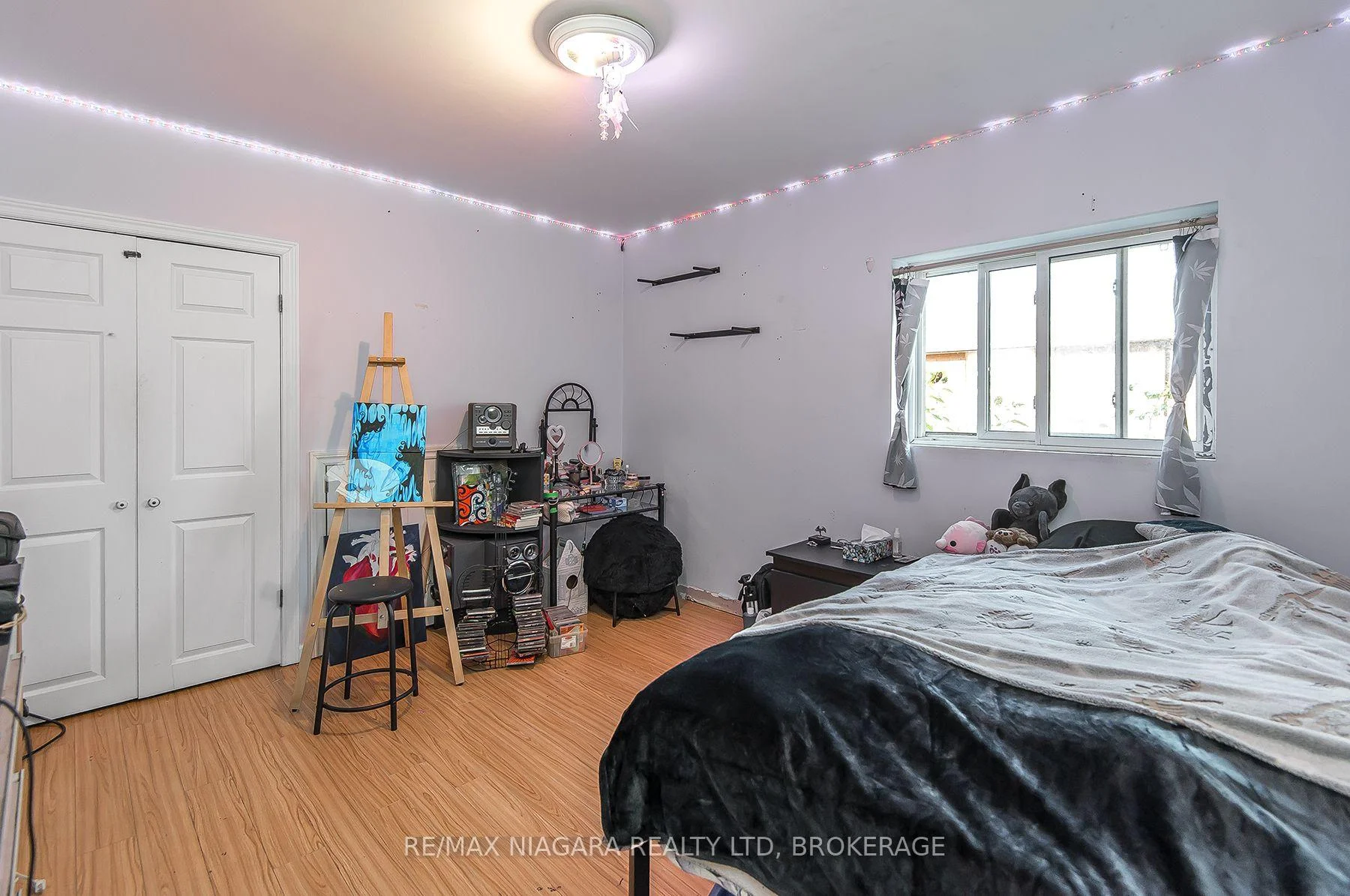Photo 10 of 98 Chippawa Road, Port Colborne, Bethel — HOMEH