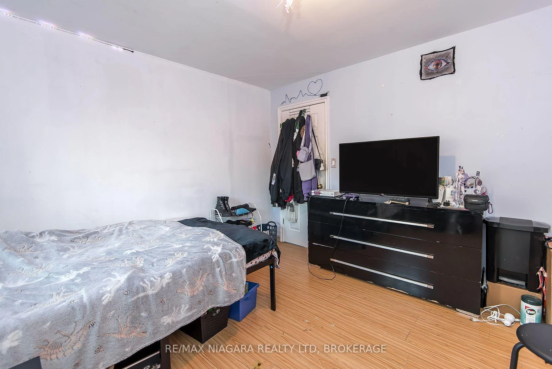 Photo 11 of 98 Chippawa Road, Port Colborne, Bethel — HOMEH
