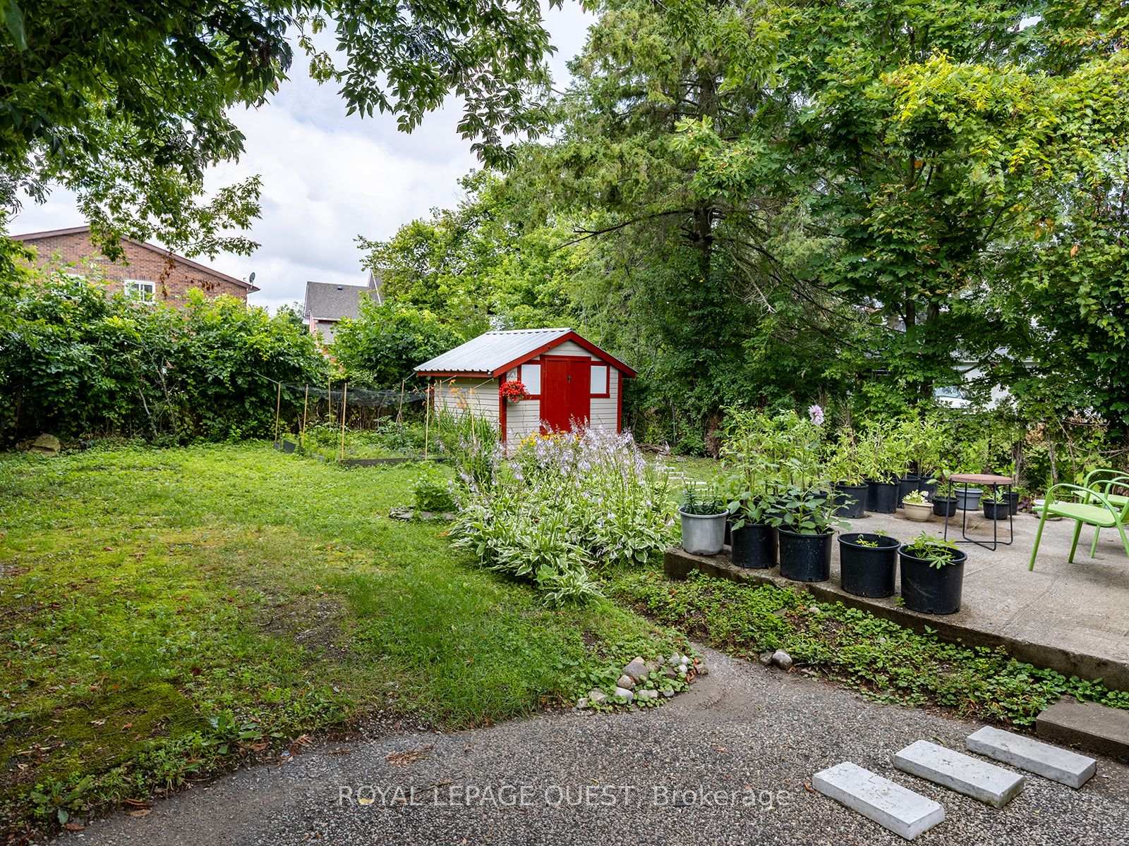 Photo 14 of 239 Front Street S, Orillia — HOMEH