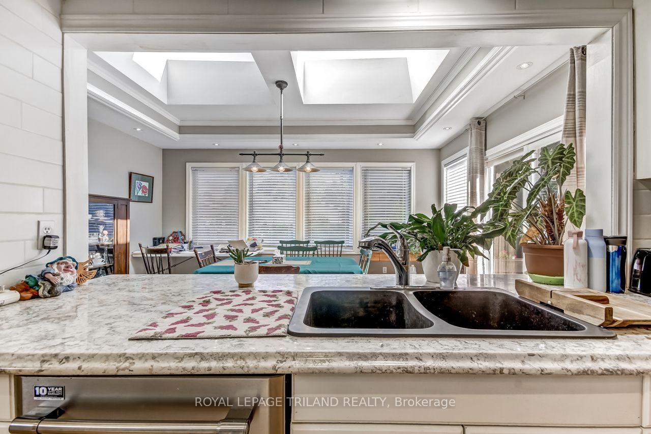 Photo 10 of 3 Gregory Place, St. Thomas — HOMEH