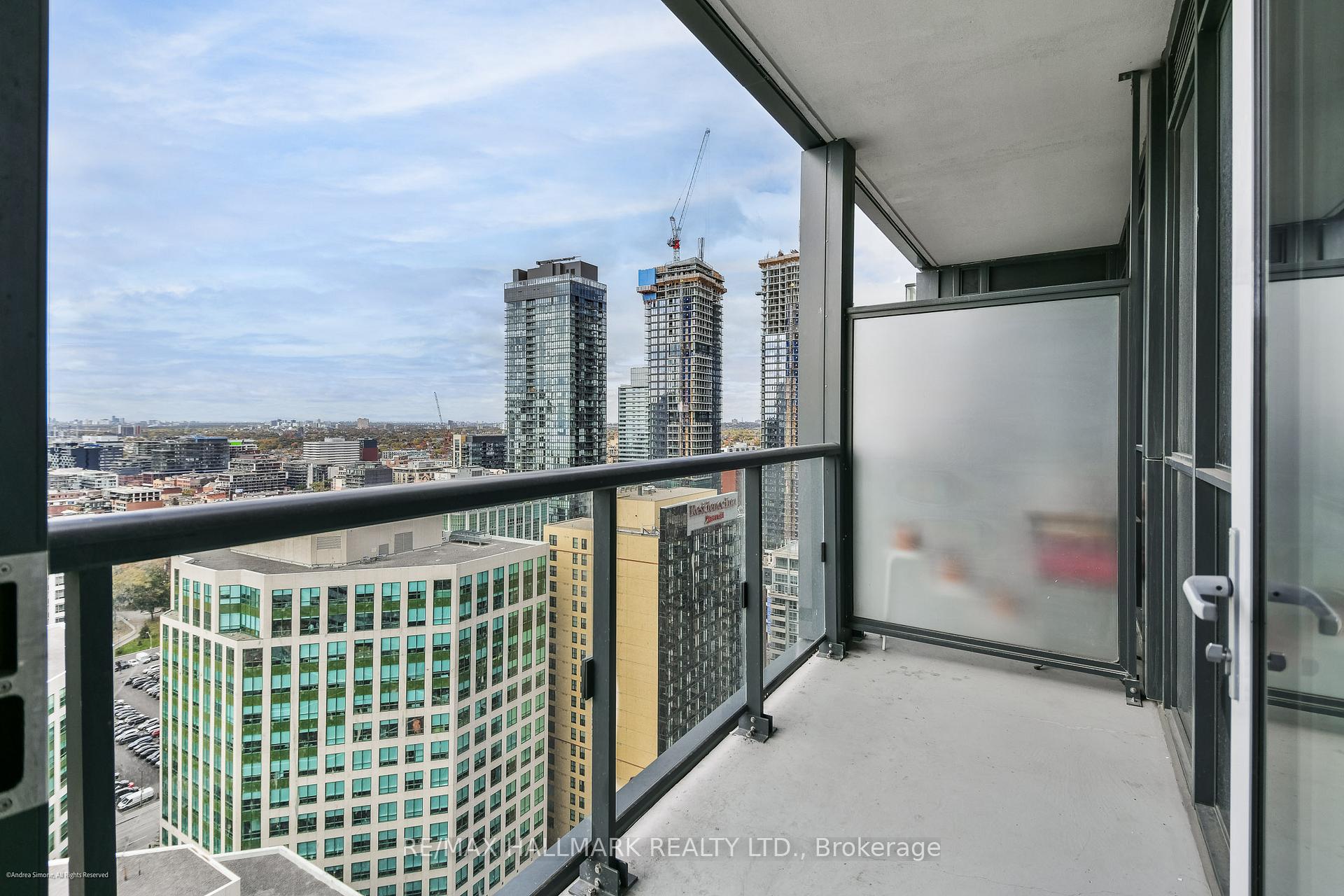 Photo 5 of Unit 2712, 300 Front Street W, Toronto, Waterfront Communities — HOMEH