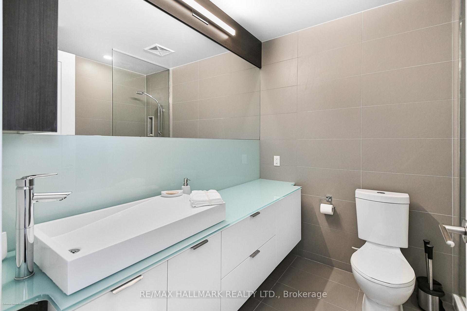 Photo 8 of Unit 2712, 300 Front Street W, Toronto, Waterfront Communities — HOMEH