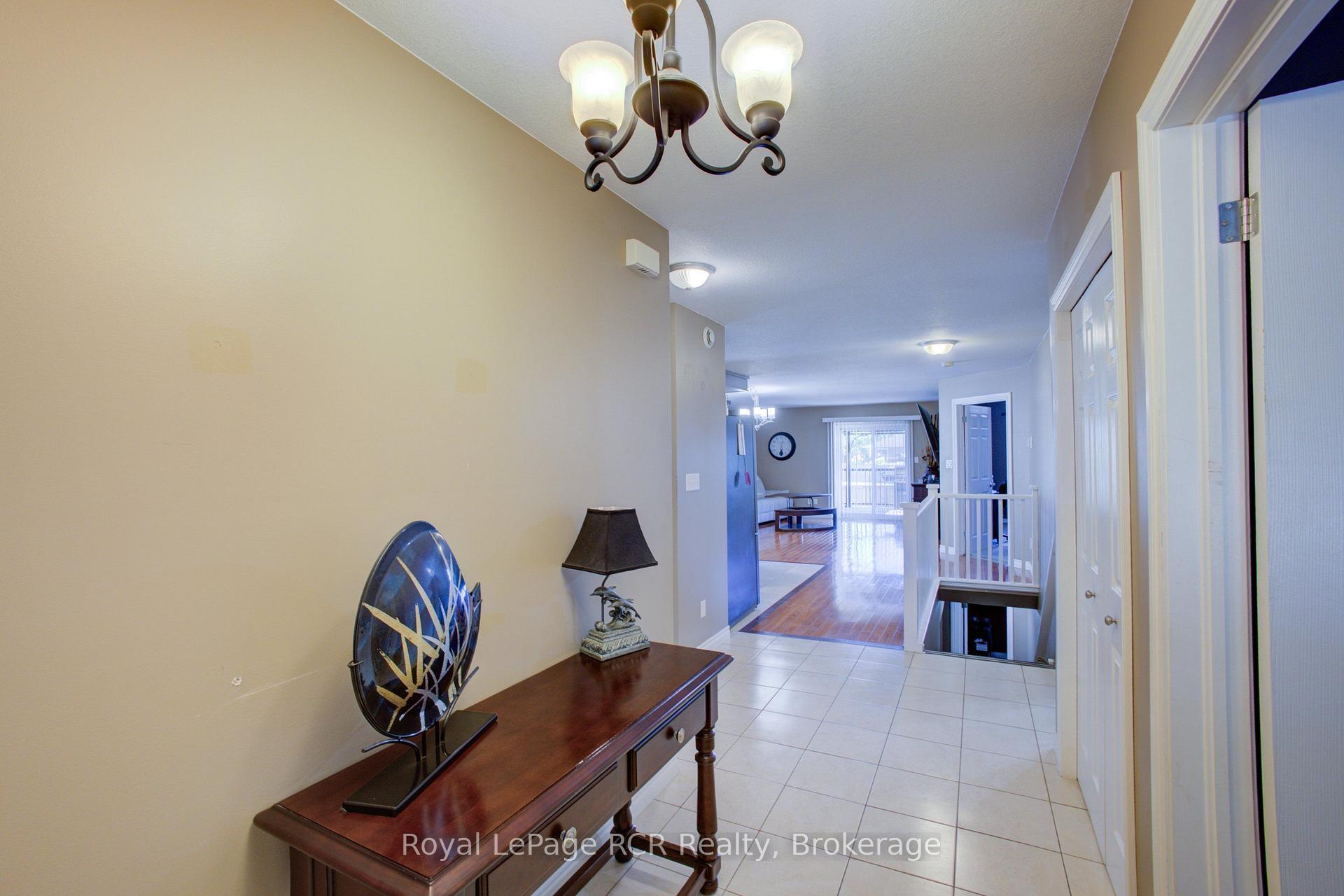 Photo 4 of 105 Milton Seiler Crescent, Minto — HOMEH