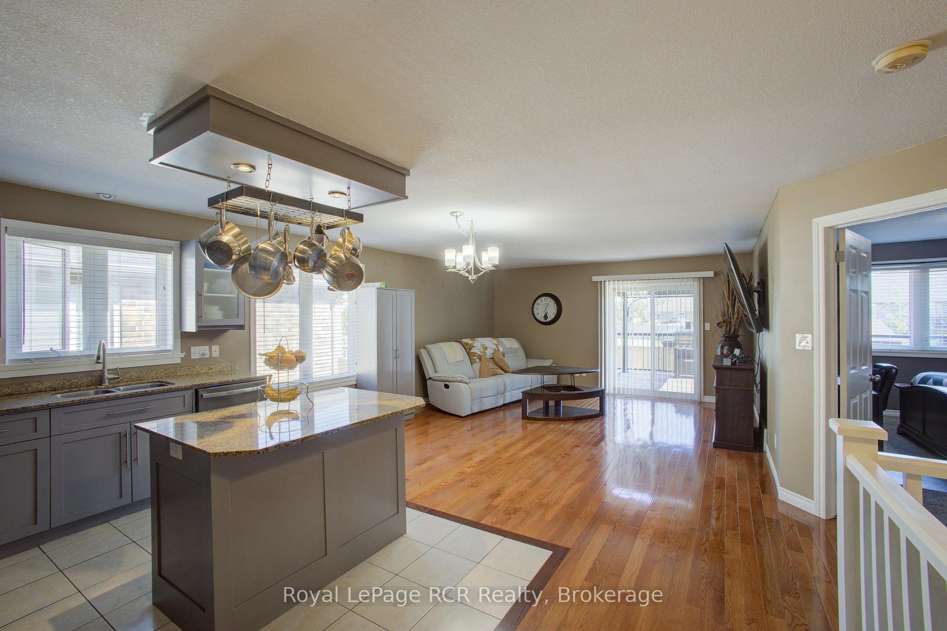 Photo 6 of 105 Milton Seiler Crescent, Minto — HOMEH