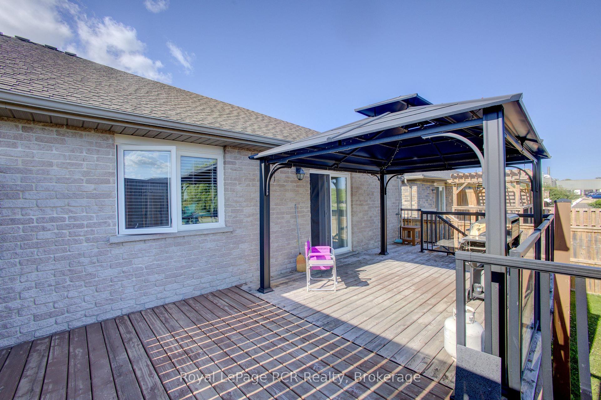 Photo 40 of 105 Milton Seiler Crescent, Minto — HOMEH