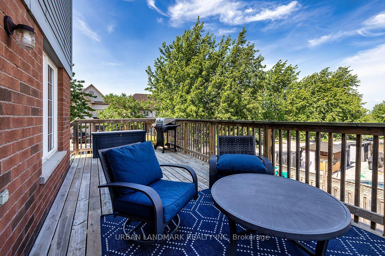 Photo 19 of 69 Dodds Square, Clarington, Bowmanville — HOMEH