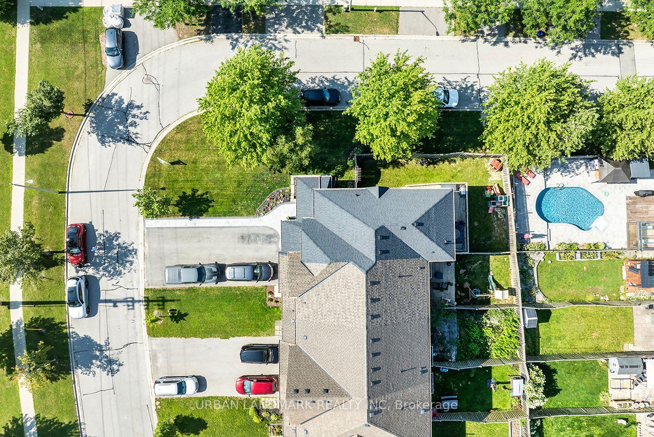 Photo 23 of 69 Dodds Square, Clarington, Bowmanville — HOMEH