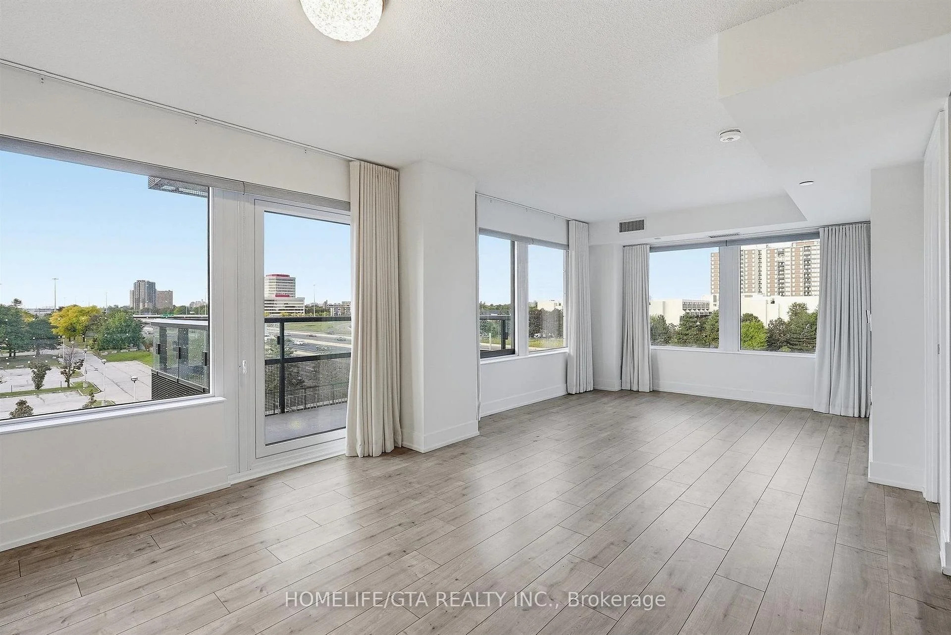 Photo 12 of Unit 306, 10 Eva Road, Etobicoke, Etobicoke West Mall — HOMEH