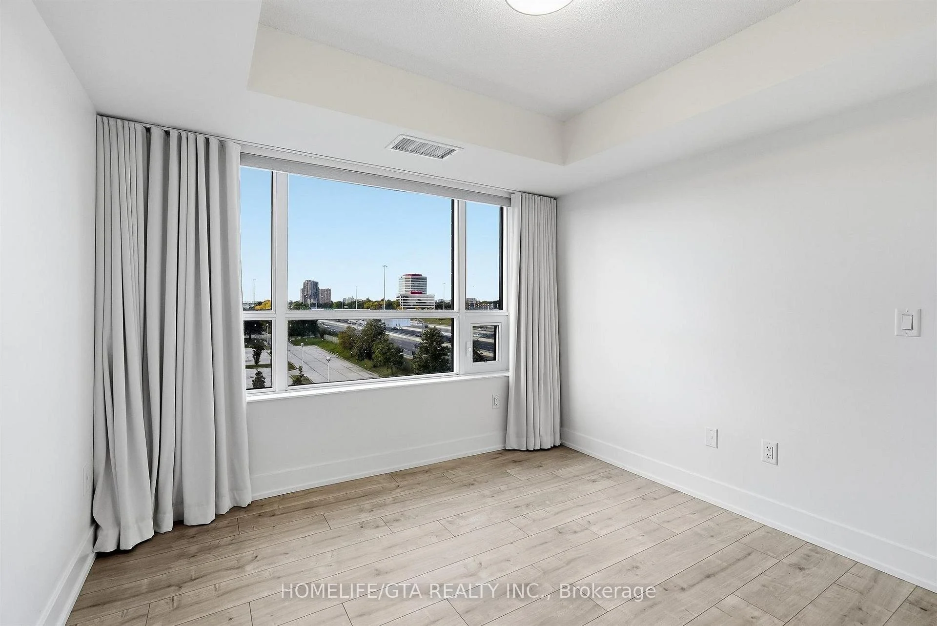 Photo 23 of Unit 306, 10 Eva Road, Etobicoke, Etobicoke West Mall — HOMEH
