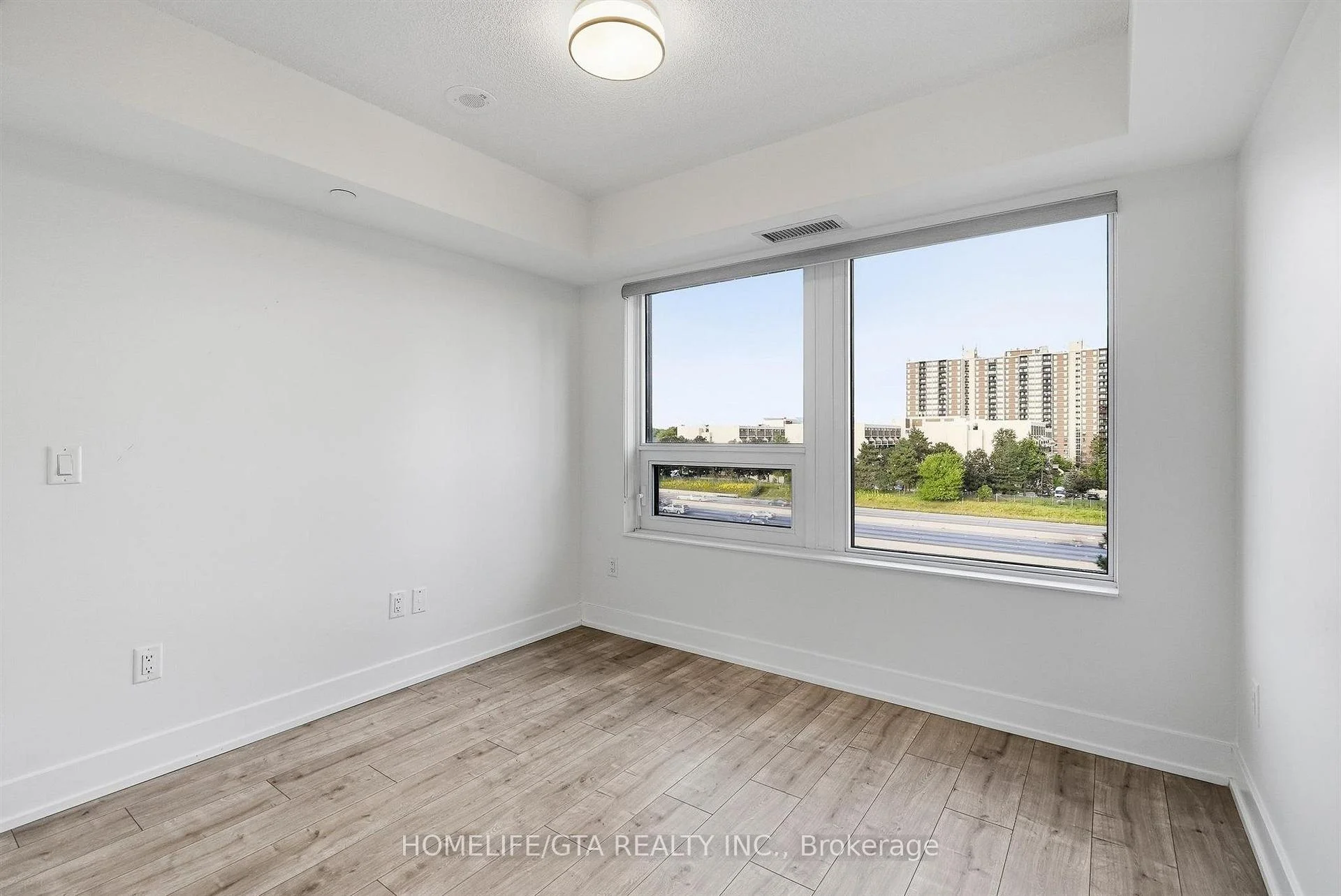 Photo 28 of Unit 306, 10 Eva Road, Etobicoke, Etobicoke West Mall — HOMEH
