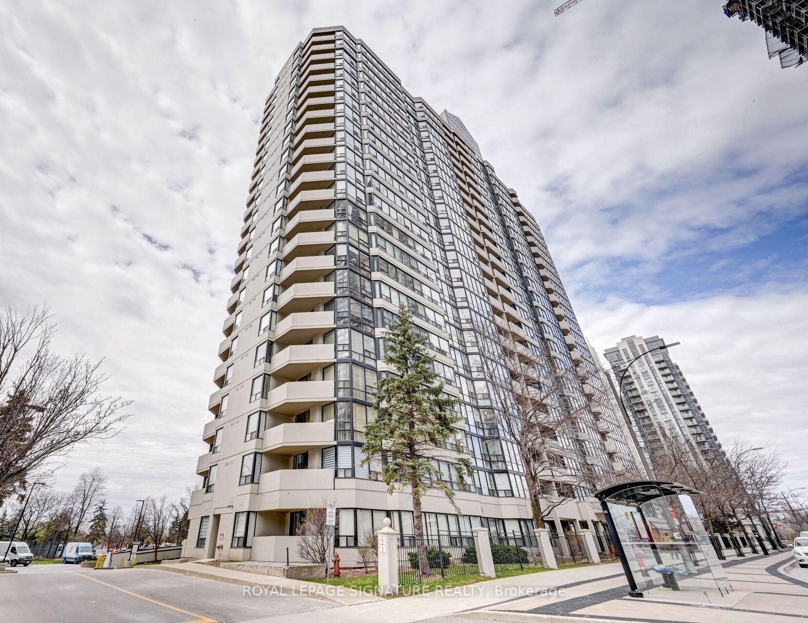 Photo of Unit 2209, 330 Rathburn Road W