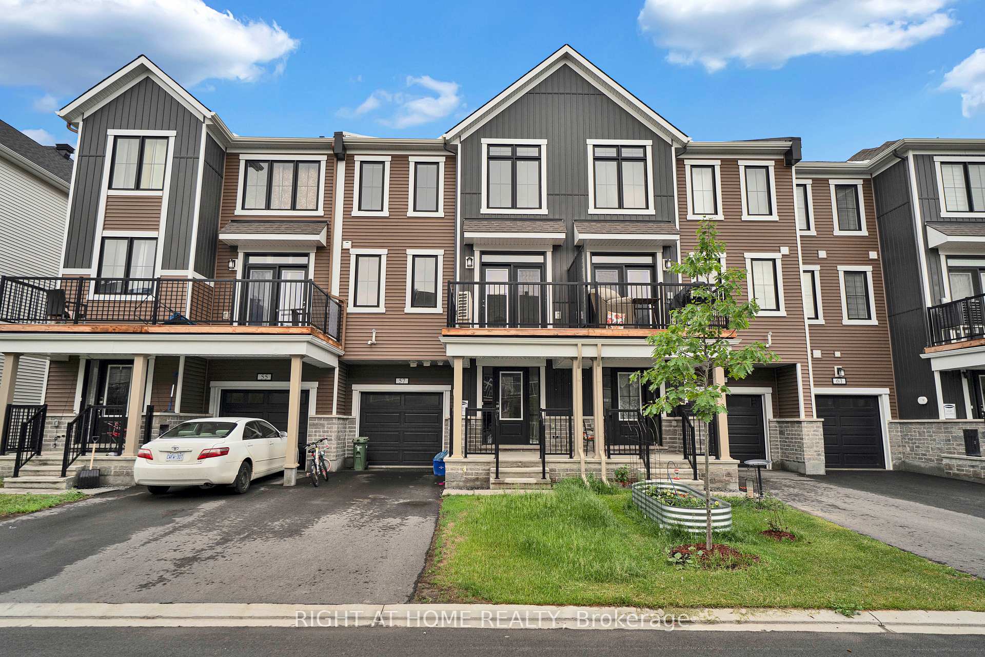 Photo of 57 Placette Stitch Mews