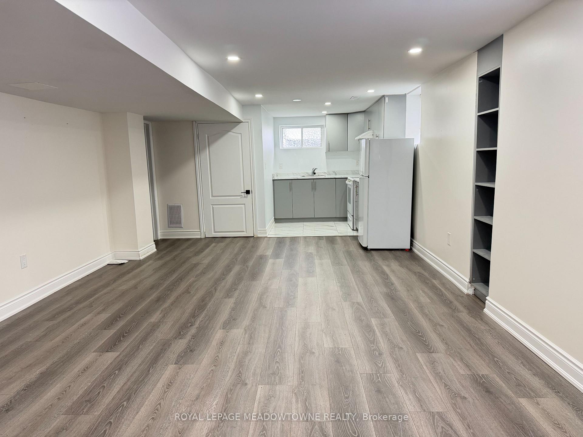 Photo 3 of Unit BASEMENT, 4 Keats Avenue, Halton Hills, Georgetown — HOMEH