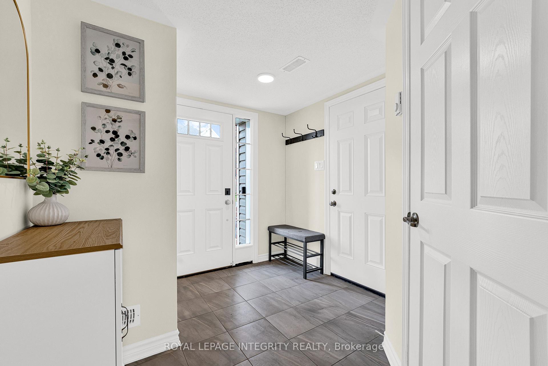 Photo 8 of 338 Pumpkinseed Crescent, Ottawa, Barrhaven - Half Moon Bay — HOMEH