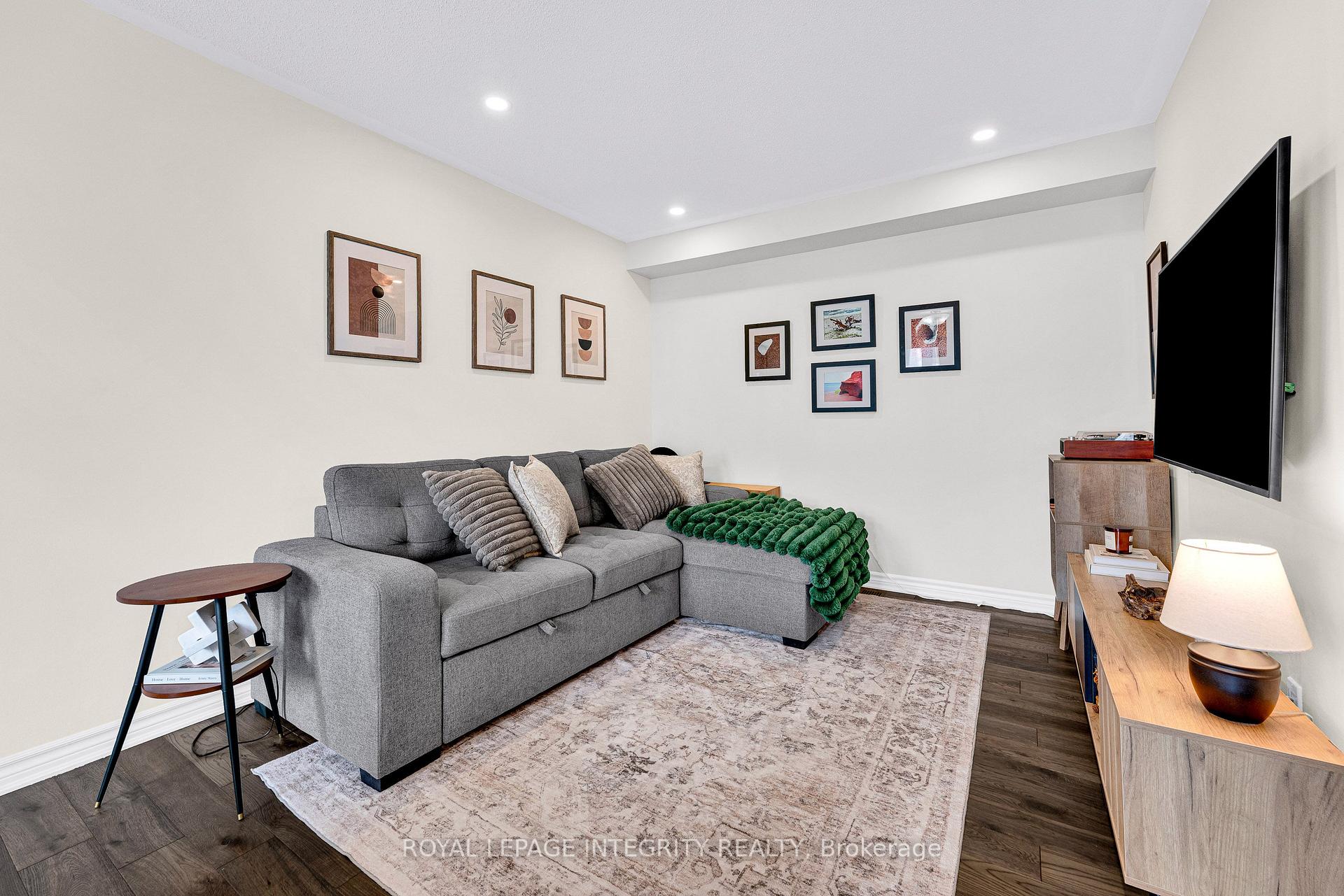 Photo 19 of 338 Pumpkinseed Crescent, Ottawa, Barrhaven - Half Moon Bay — HOMEH