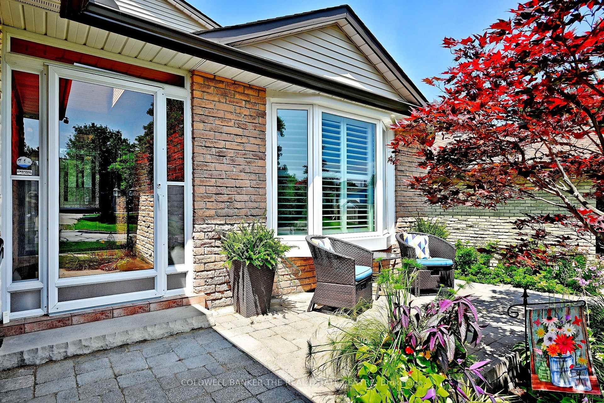 Photo 2 of 134 Huron Heights Drive, Newmarket, Huron Heights-Leslie Valley — HOMEH