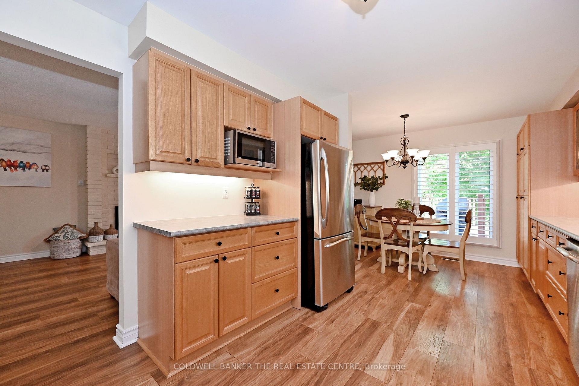 Photo 18 of 134 Huron Heights Drive, Newmarket, Huron Heights-Leslie Valley — HOMEH