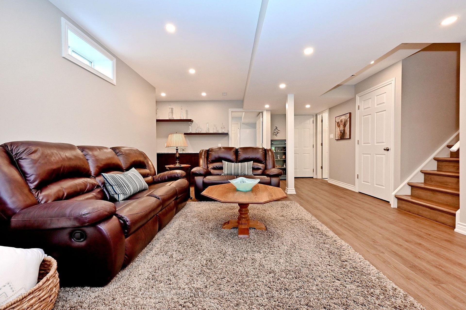 Photo 30 of 134 Huron Heights Drive, Newmarket, Huron Heights-Leslie Valley — HOMEH