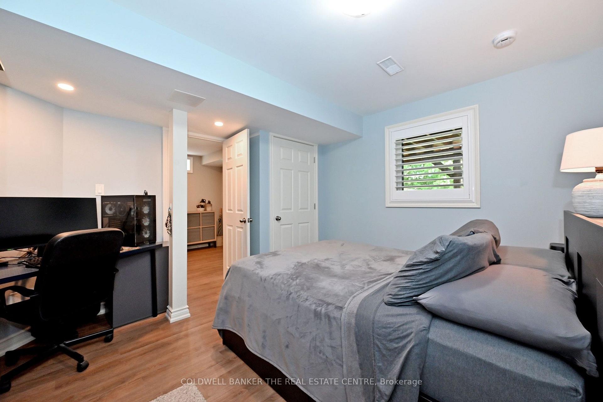 Photo 32 of 134 Huron Heights Drive, Newmarket, Huron Heights-Leslie Valley — HOMEH