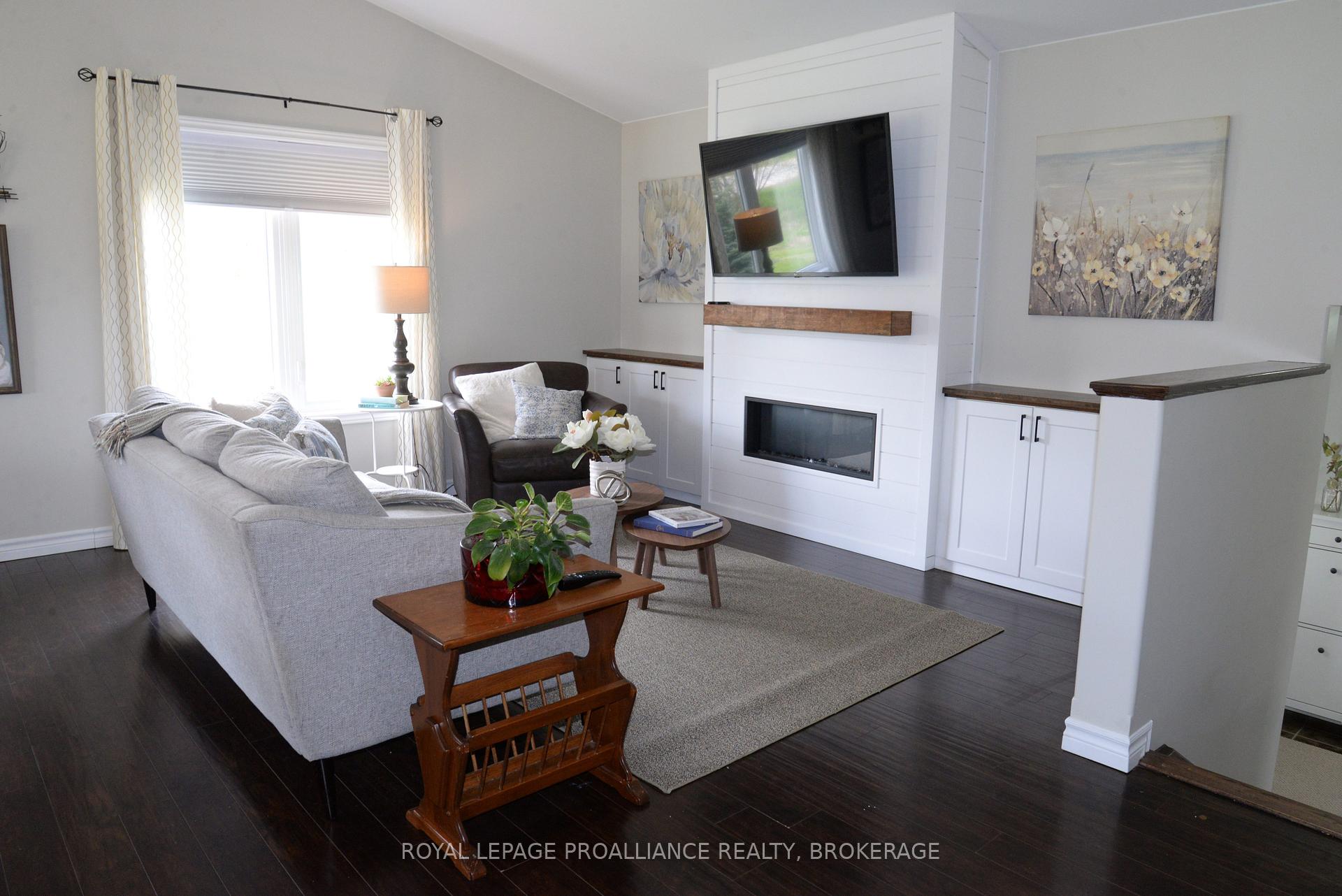Photo 7 of 4153 Mangan Boulevard, Kingston, City North of 401 — HOMEH