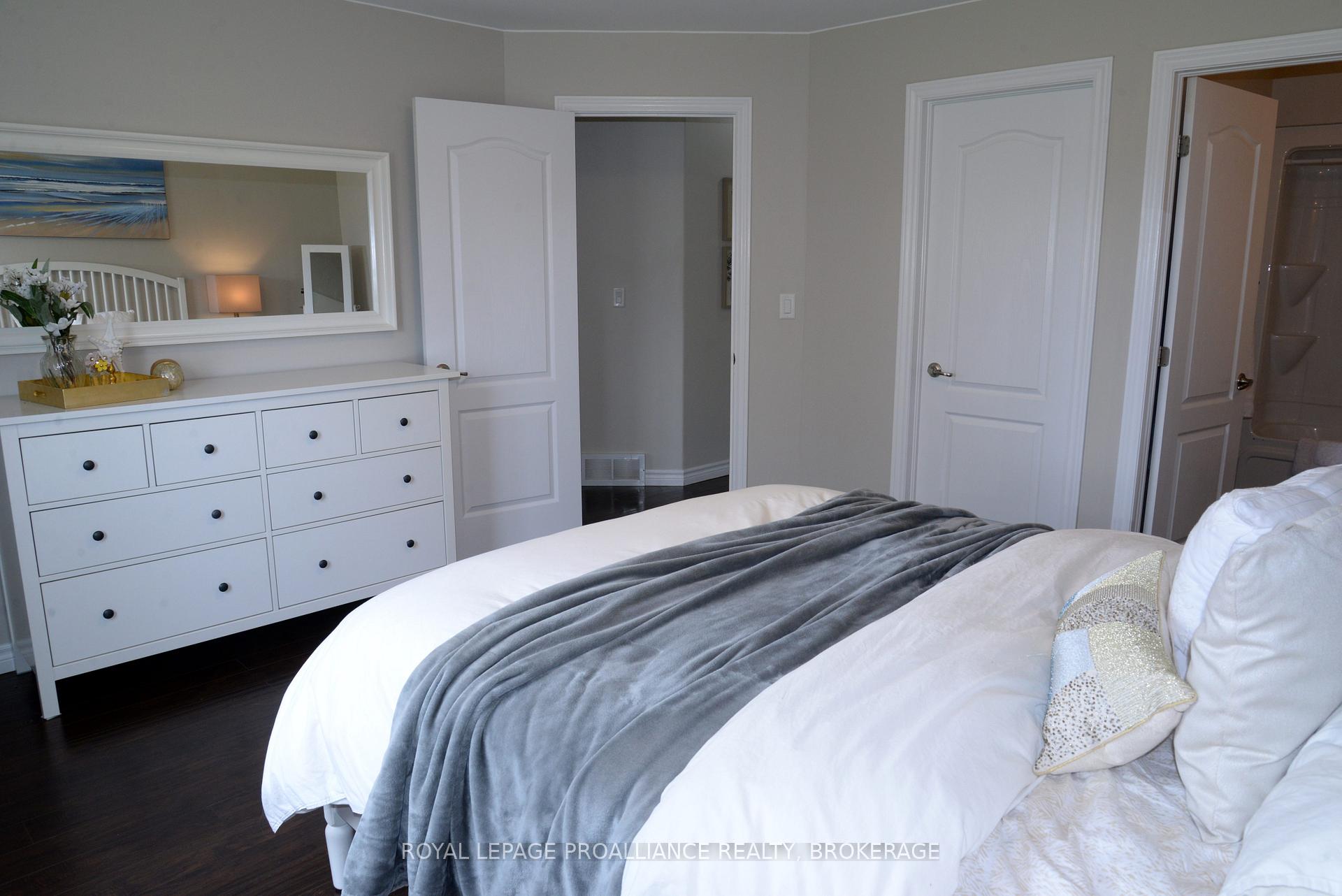 Photo 20 of 4153 Mangan Boulevard, Kingston, City North of 401 — HOMEH