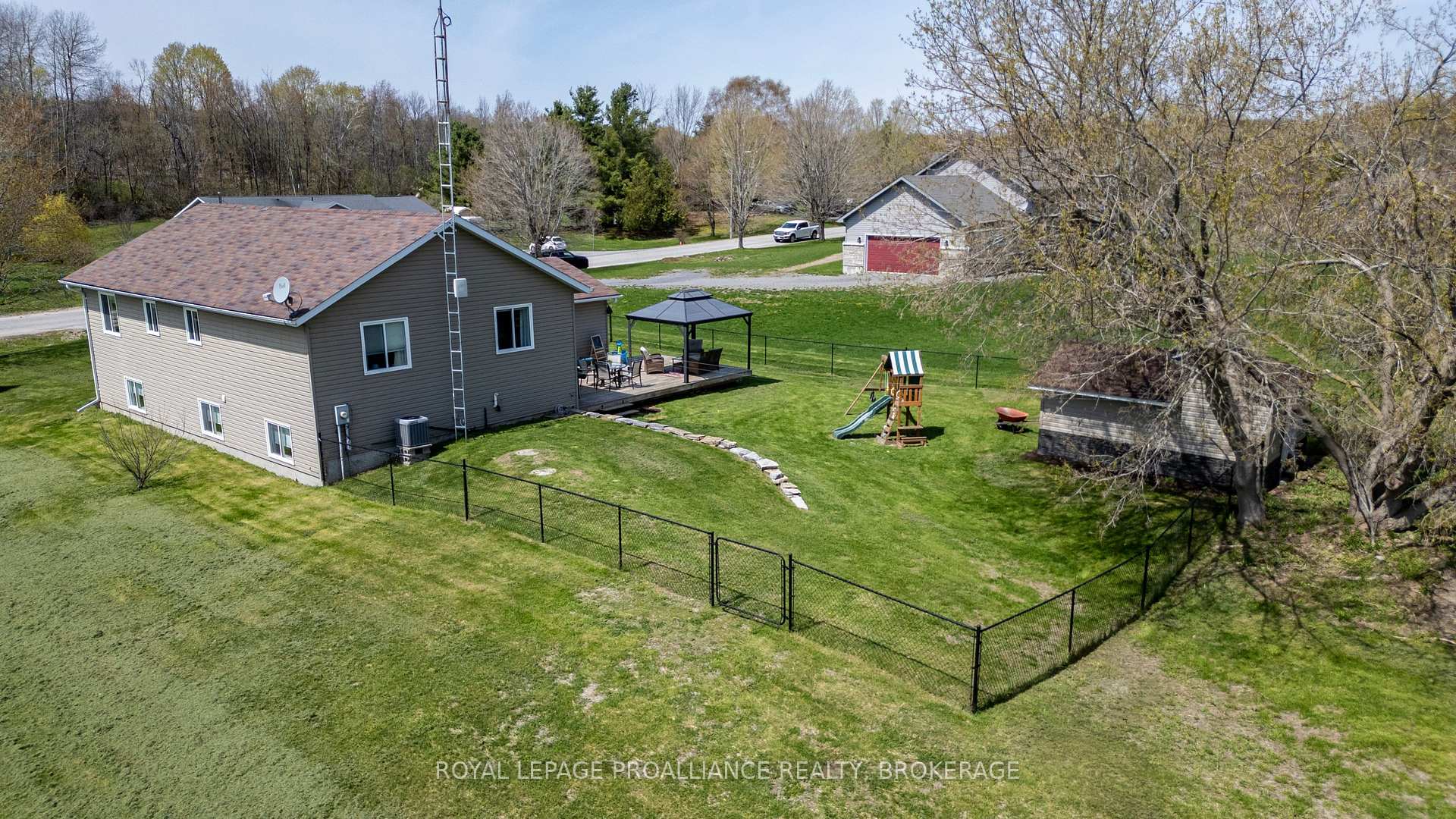 Photo 42 of 4153 Mangan Boulevard, Kingston, City North of 401 — HOMEH