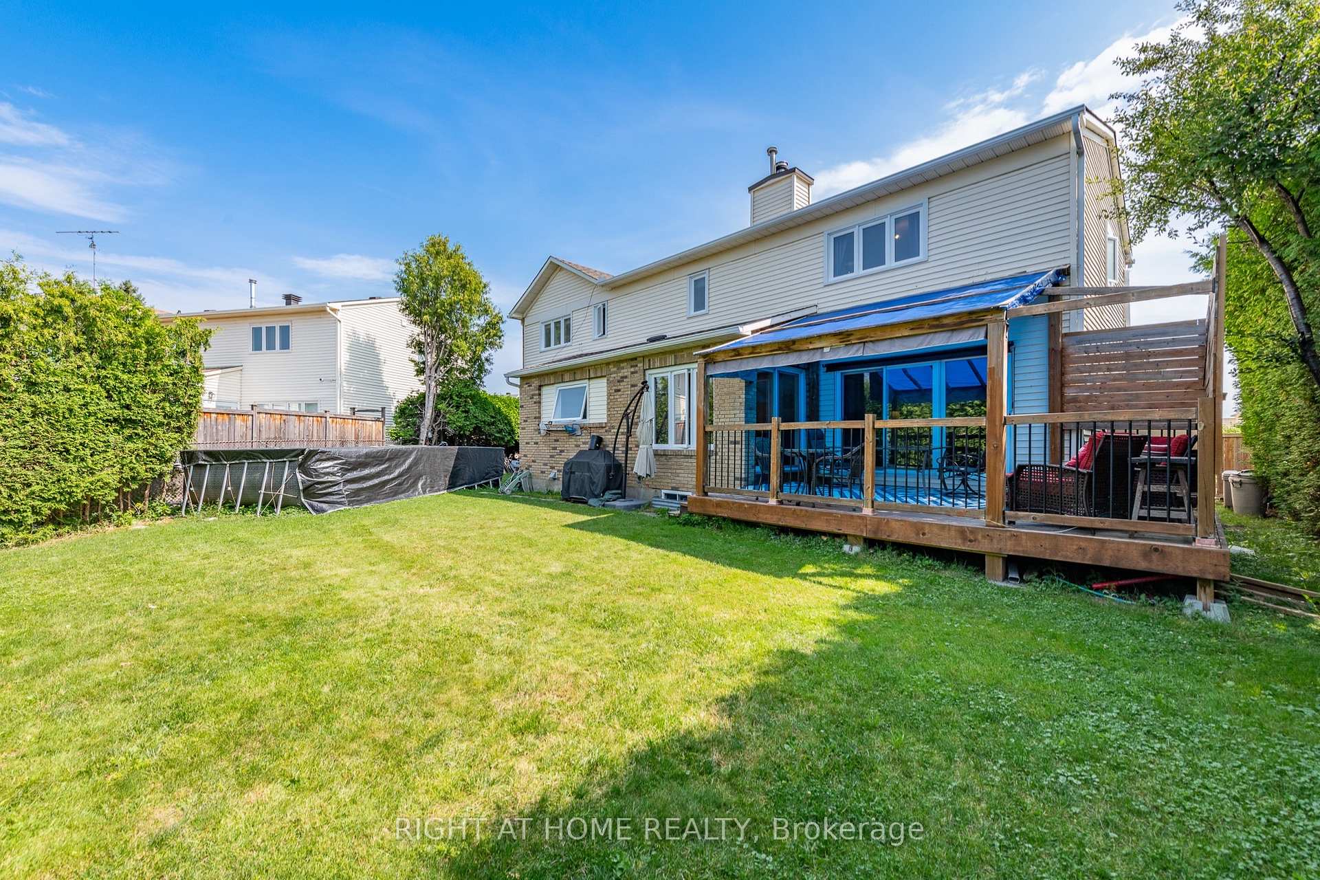 Photo 5 of 1446 Bourcier Drive, Ottawa, Bilberry Creek/Queenswood Heights — HOMEH