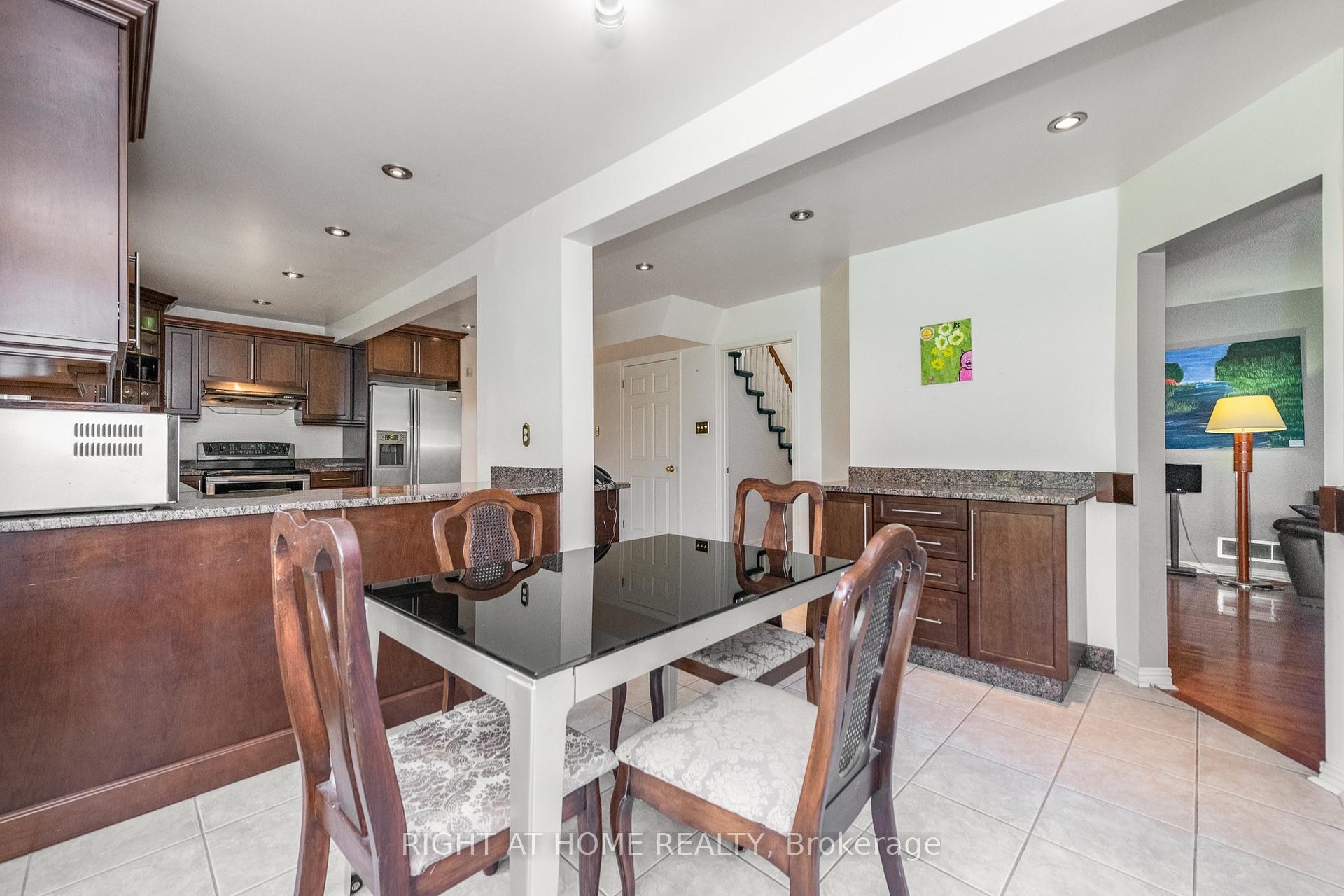Photo 7 of 1446 Bourcier Drive, Ottawa, Bilberry Creek/Queenswood Heights — HOMEH