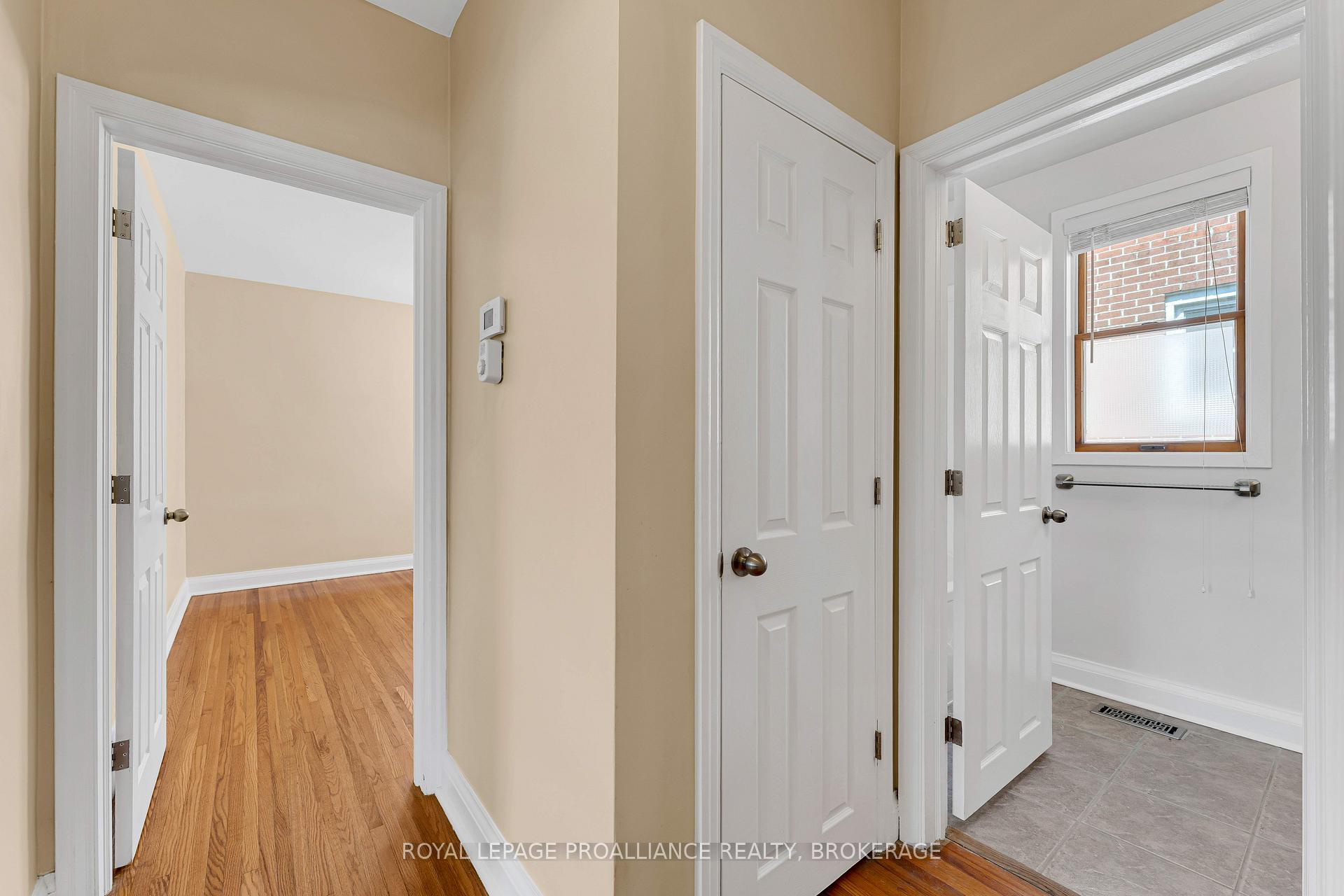 Photo 5 of Unit 217, 524 College Street, Kingston, Central City East — HOMEH
