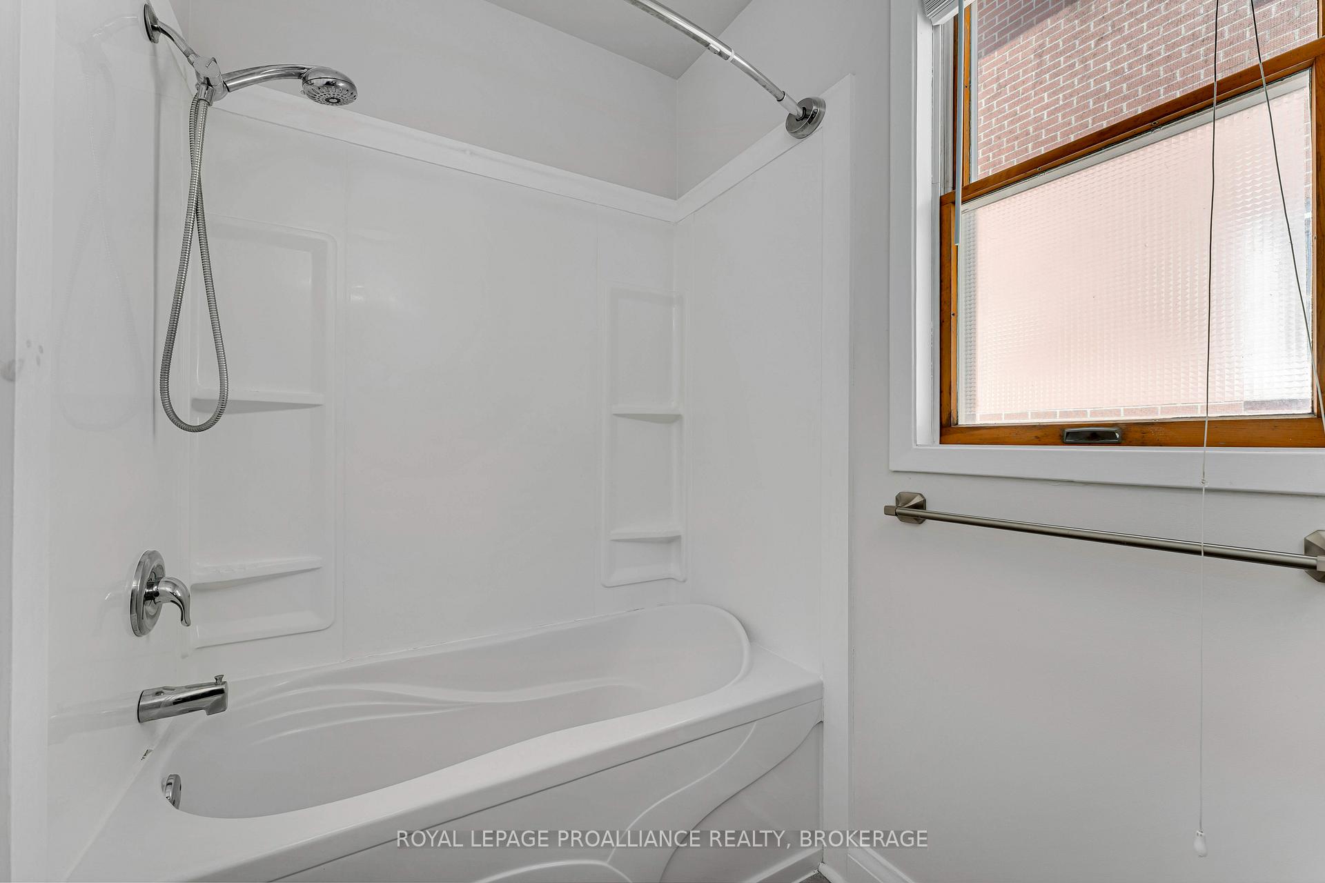 Photo 17 of Unit 217, 524 College Street, Kingston, Central City East — HOMEH