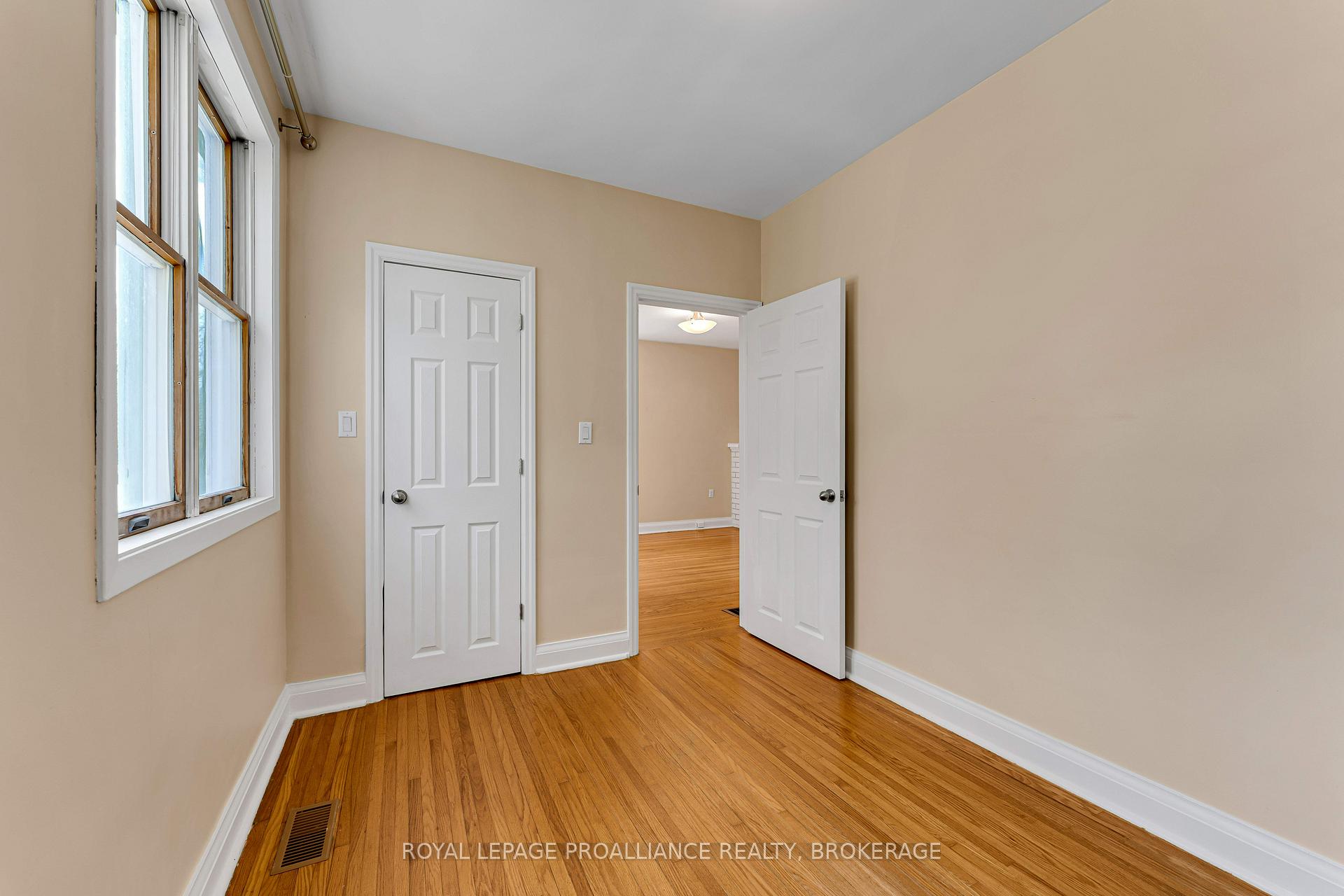 Photo 27 of Unit 217, 524 College Street, Kingston, Central City East — HOMEH