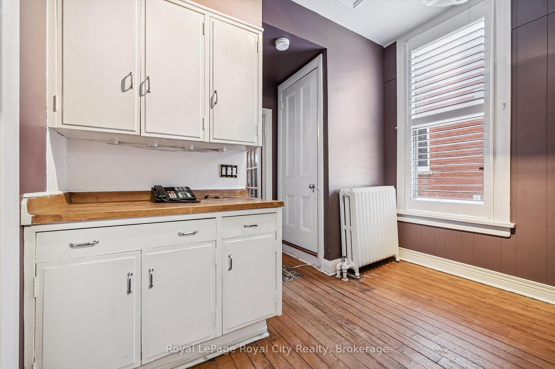 Photo 16 of 143 Norfolk Street, Guelph, Downtown — HOMEH
