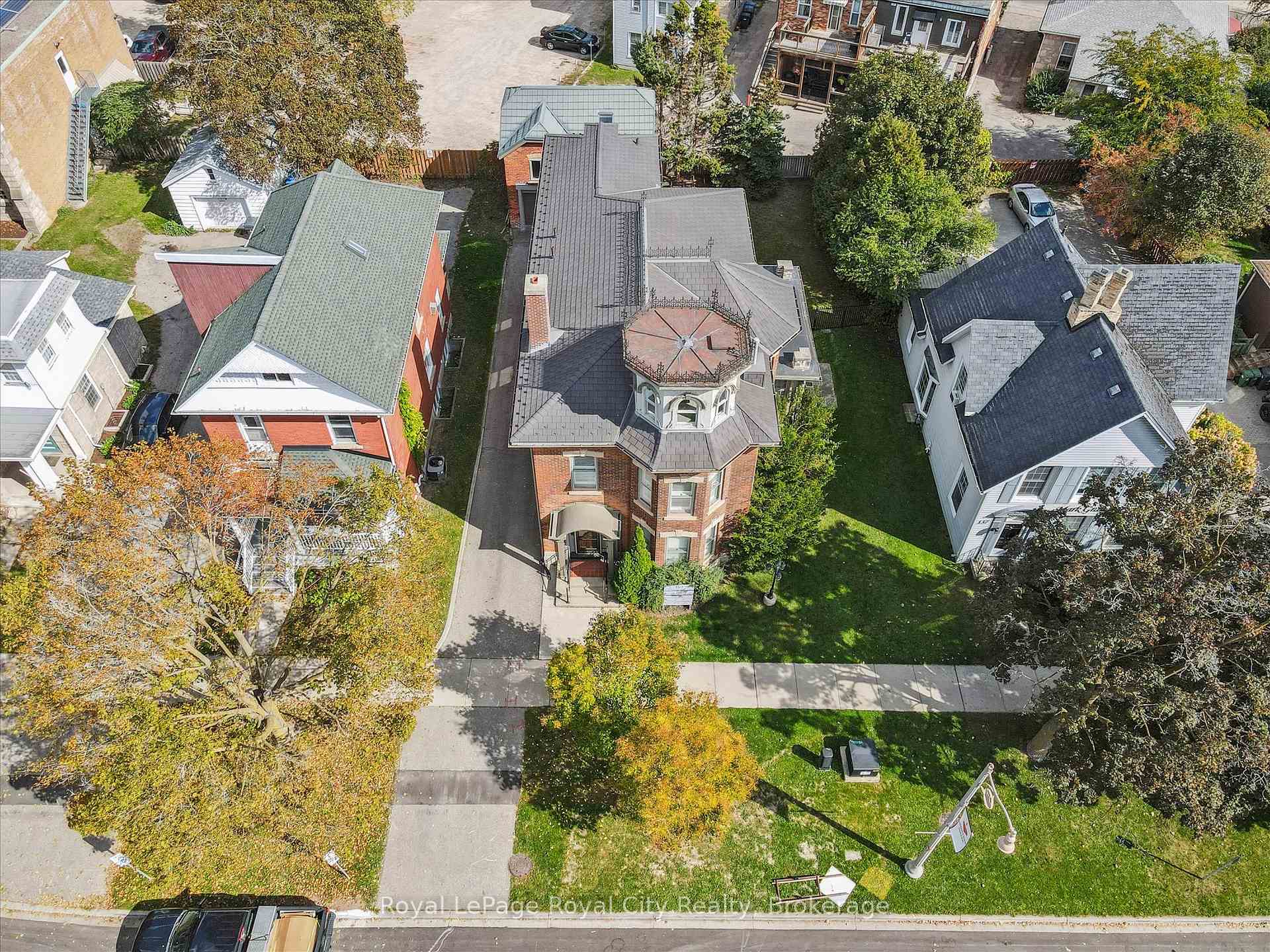 Photo 31 of 143 Norfolk Street, Guelph, Downtown — HOMEH