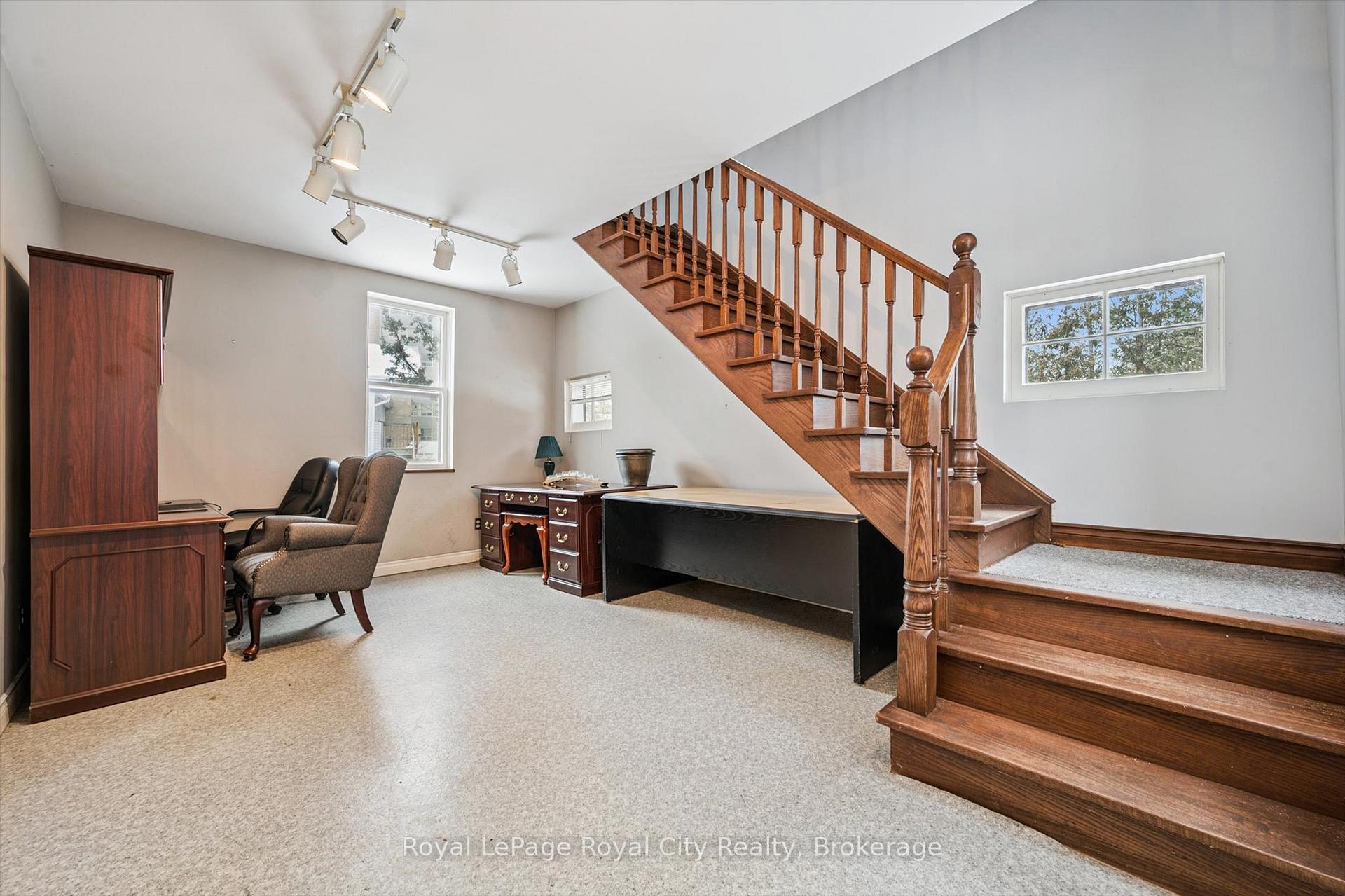 Photo 34 of 143 Norfolk Street, Guelph, Downtown — HOMEH