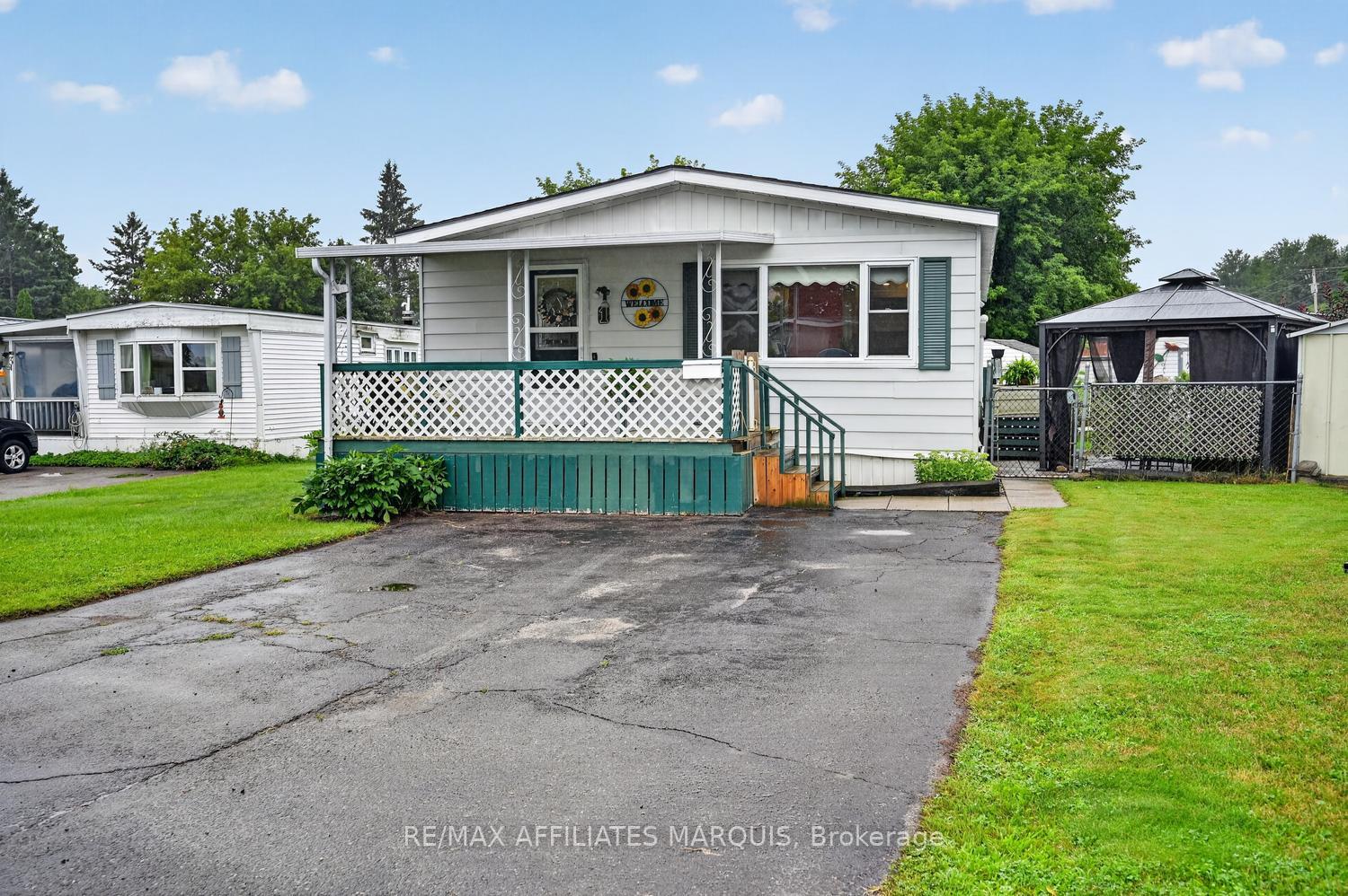 Photo 2 of 1 Kavanagh Drive, Rideau Lakes, Rideau Lakes (South Elmsley) Twp — HOMEH
