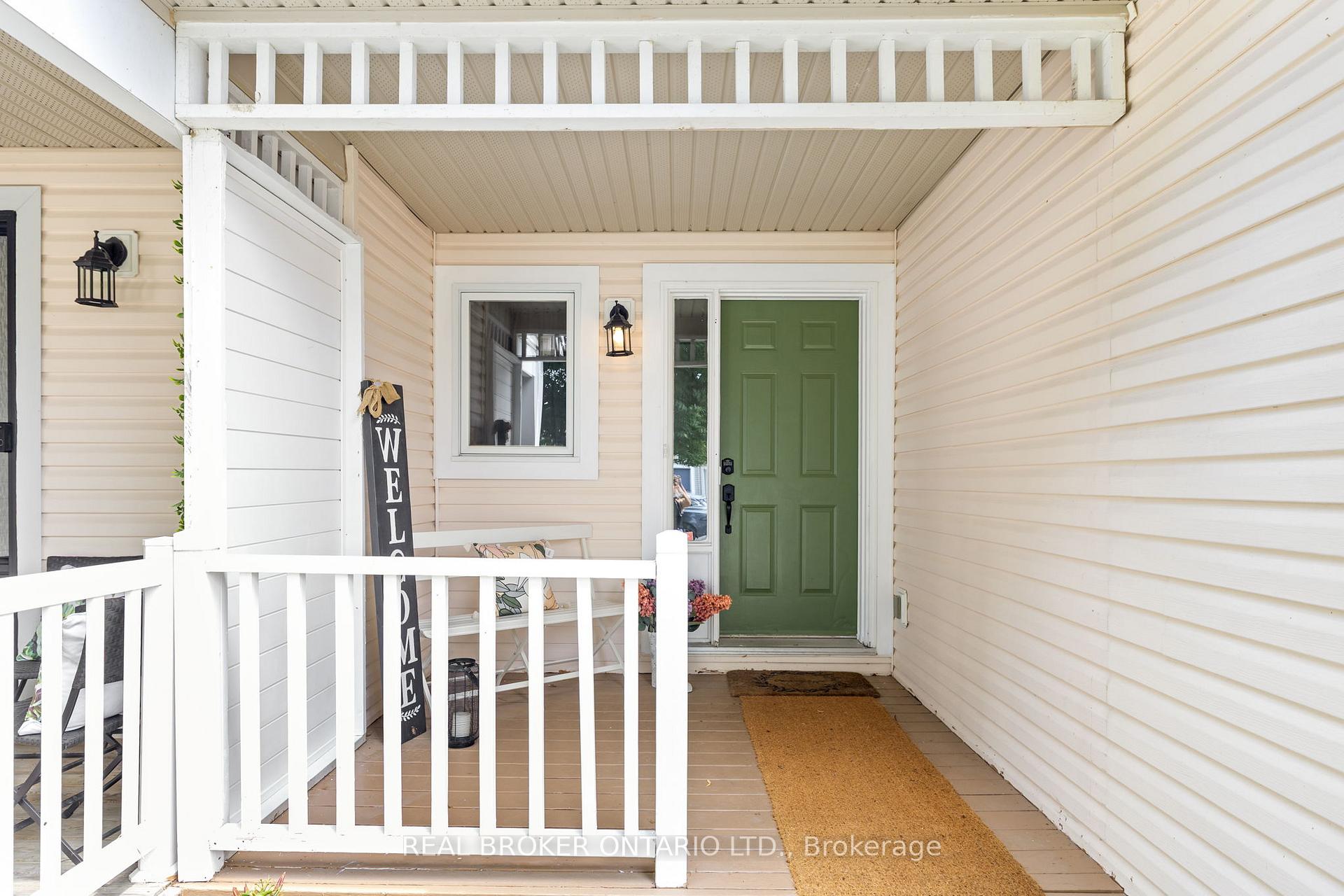 Photo 3 of 149 Crampton Drive, Carleton Place, Carleton Place — HOMEH